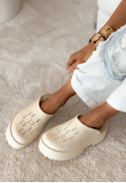 Pantoletten Through Sands Hell Beige