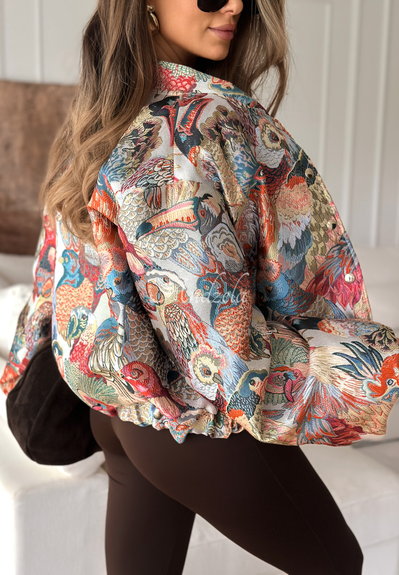 Parrots Of Paradise grey-pink patterned short bomber jacket