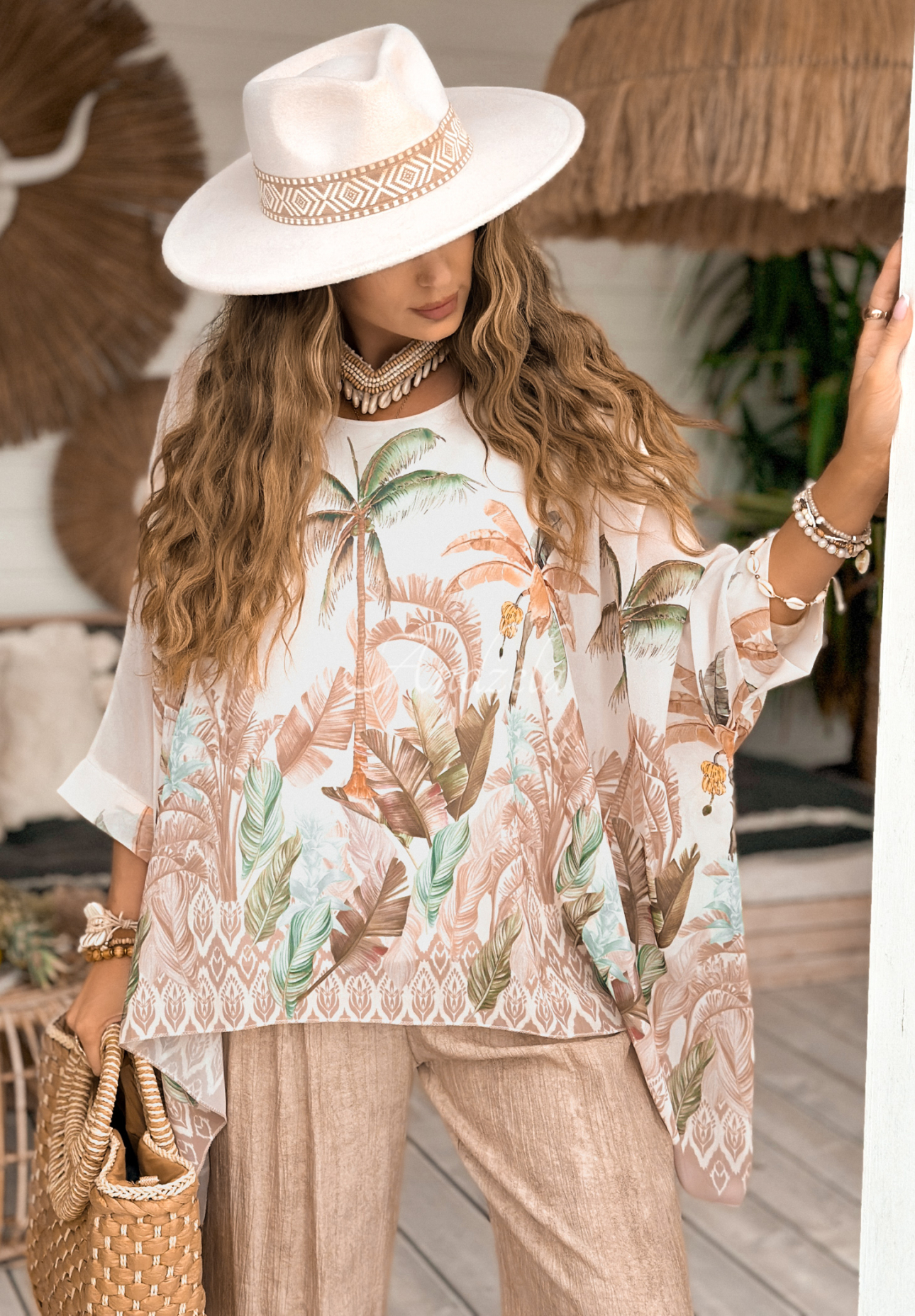 Gemusterte oversize Bluse A Lot Of Palms Ecru