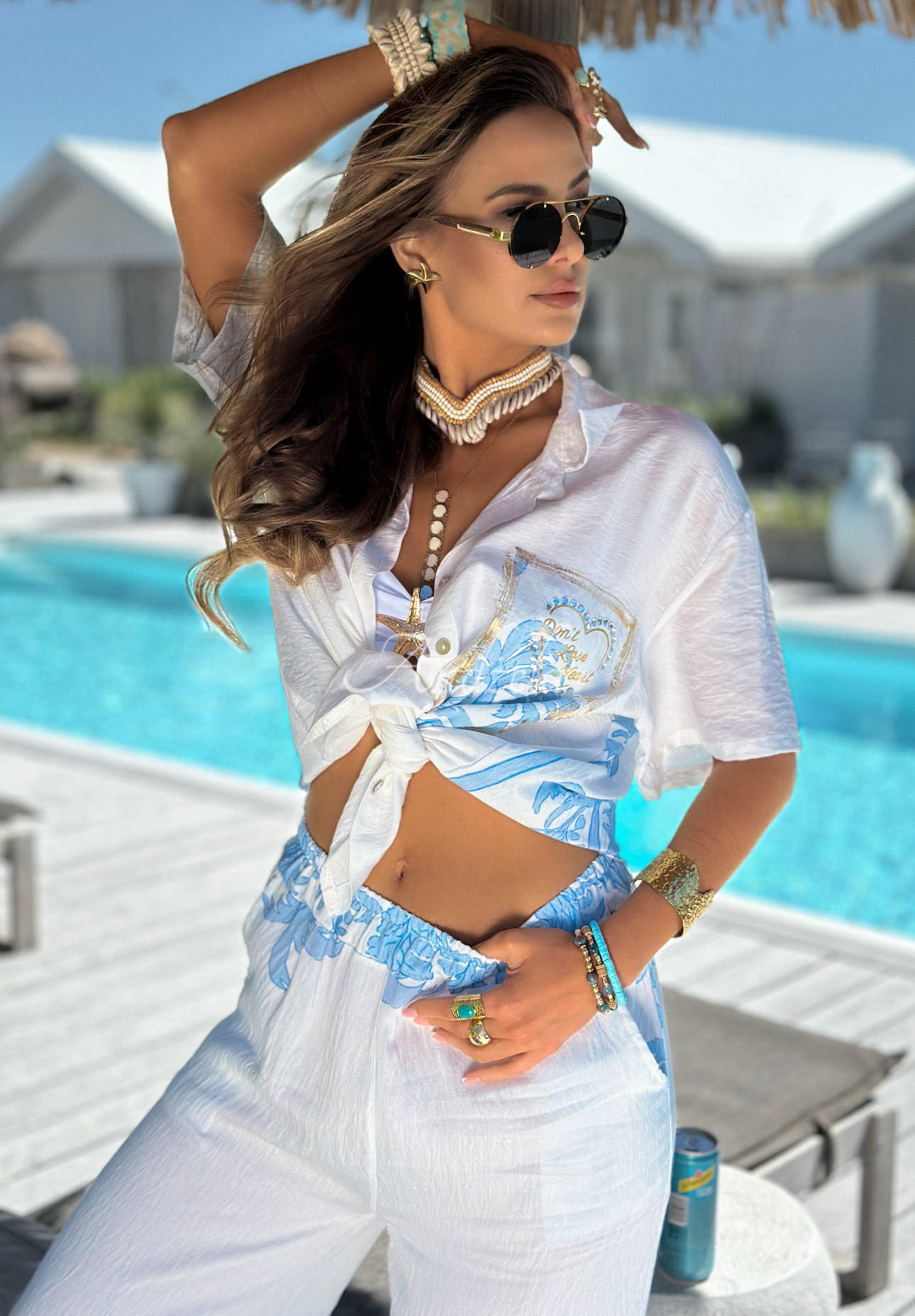 Gemustertes Set: Hemd und Hose wide leg Las Palmas weiß-blau