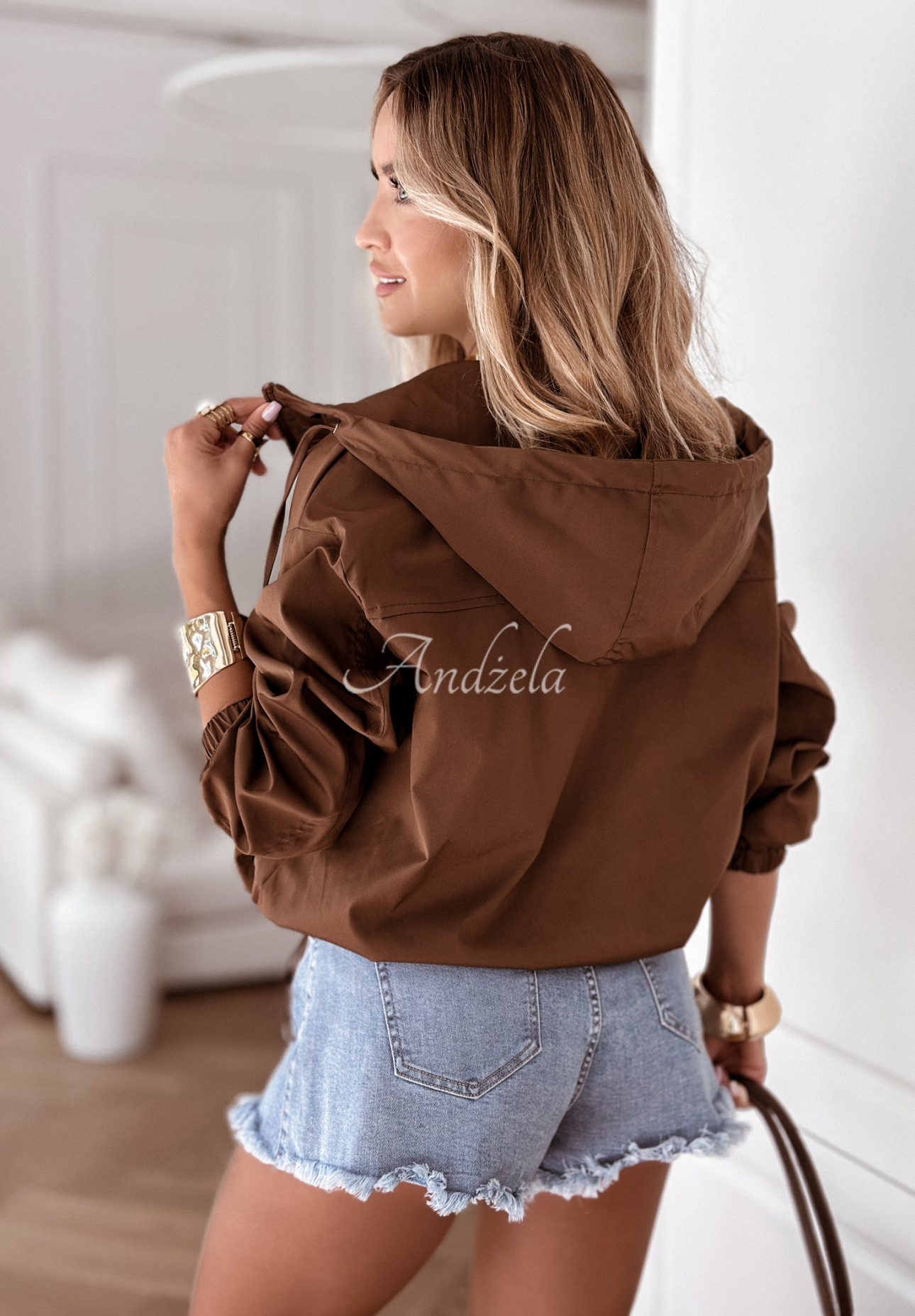 Kurze Jacke mit Kapuze Bad Mood Schokoladenbraun