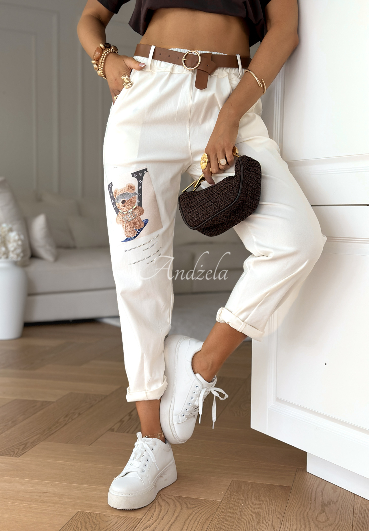 Viskose-Jeans mit Aufnäher Luxury Bear Ecru