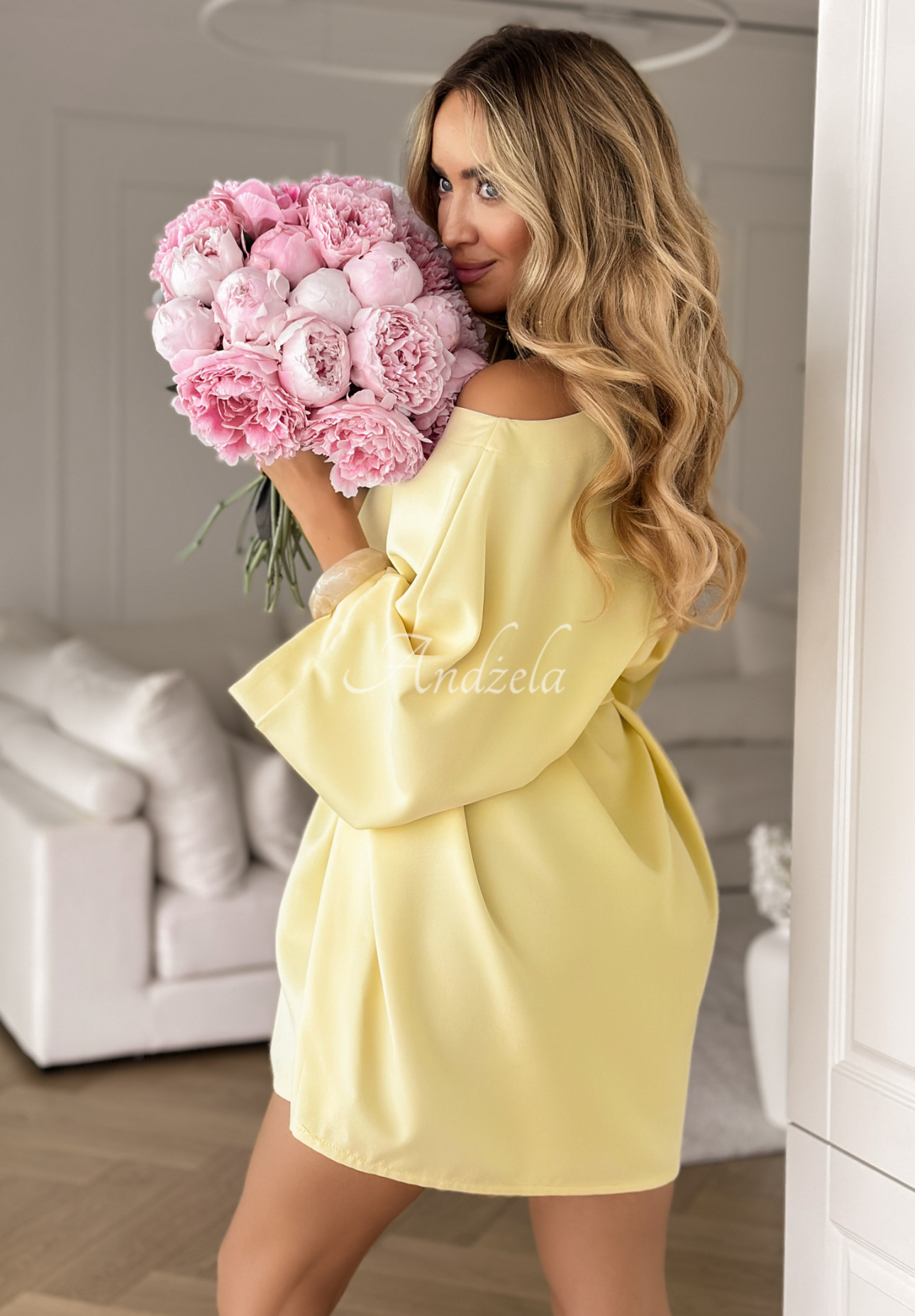 Kleid mit Gürtel Self Healing Bananengelb