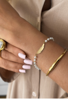 Armband z perełkami Little Pearls And Feather Gold