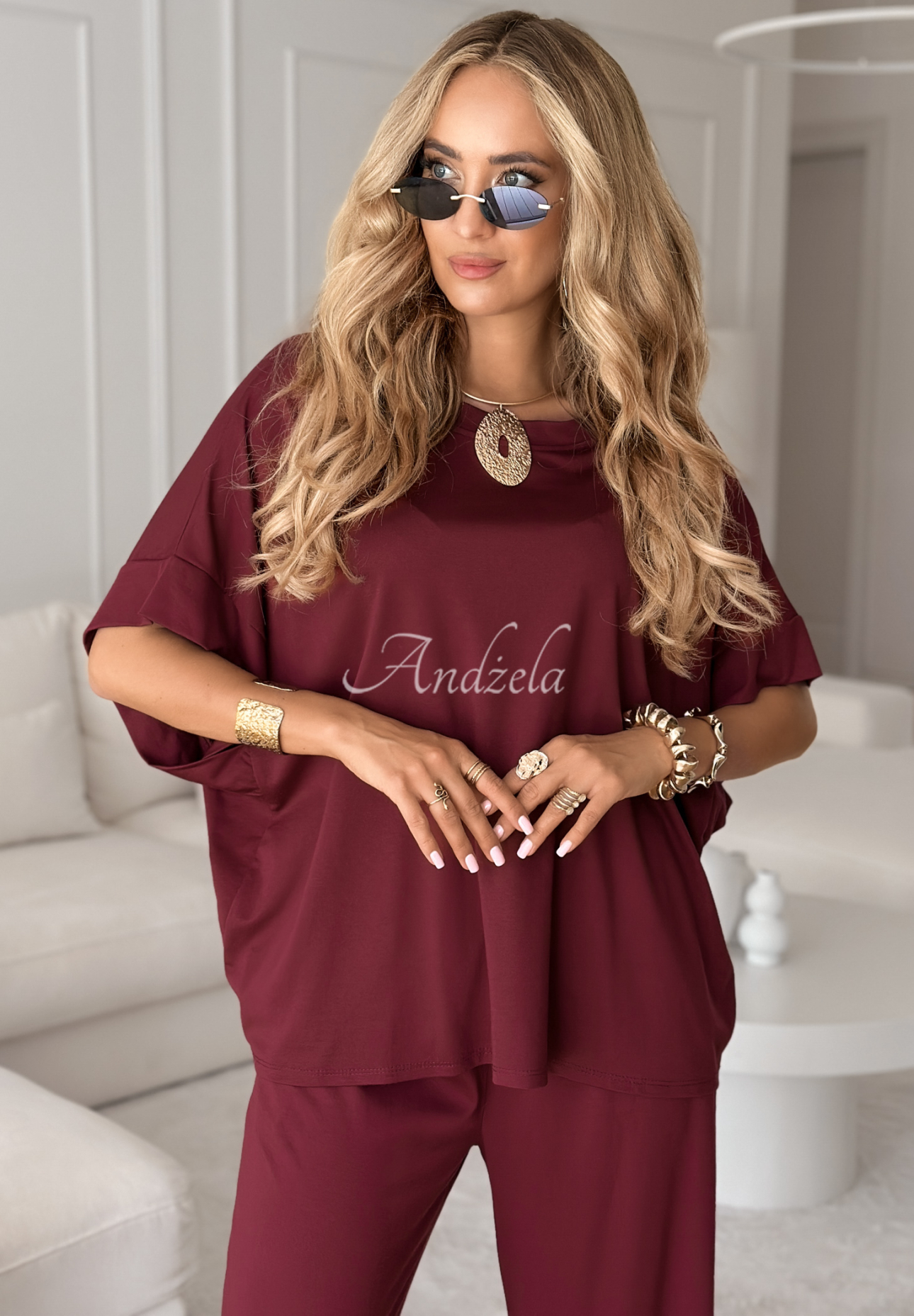 Set aus Viskose T-Shirt oversize und Hose Two Halves Burgunderrot