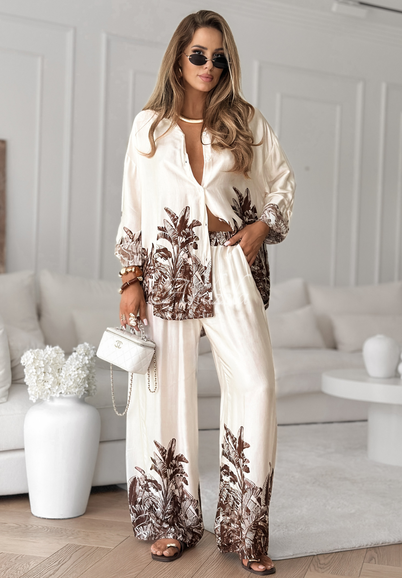 Satin-Set aus Viskosehemd und Hose wide leg gemustert Salina Cruz Vanillefarben