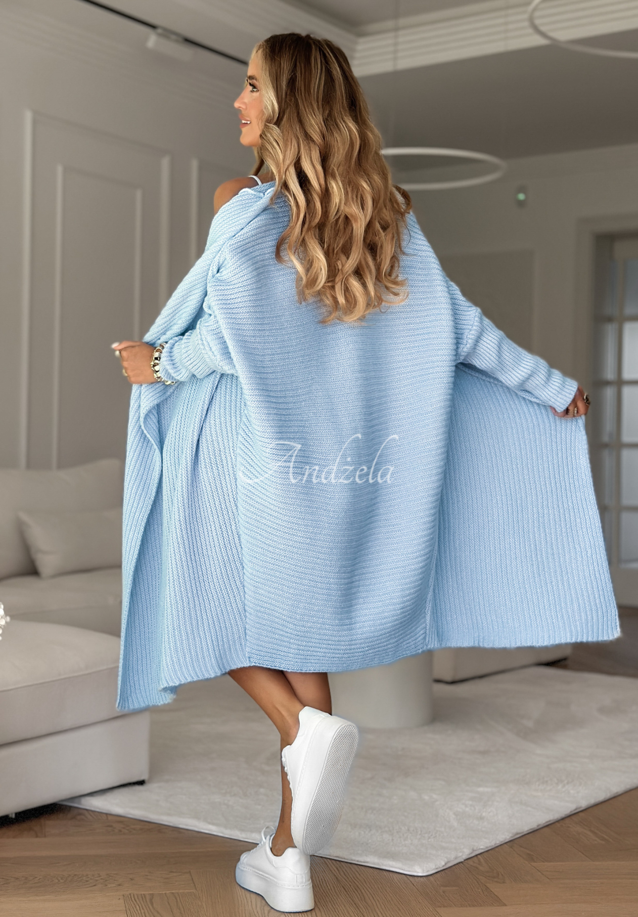 Oversize Strickjacke Feather Light  Himmelblau