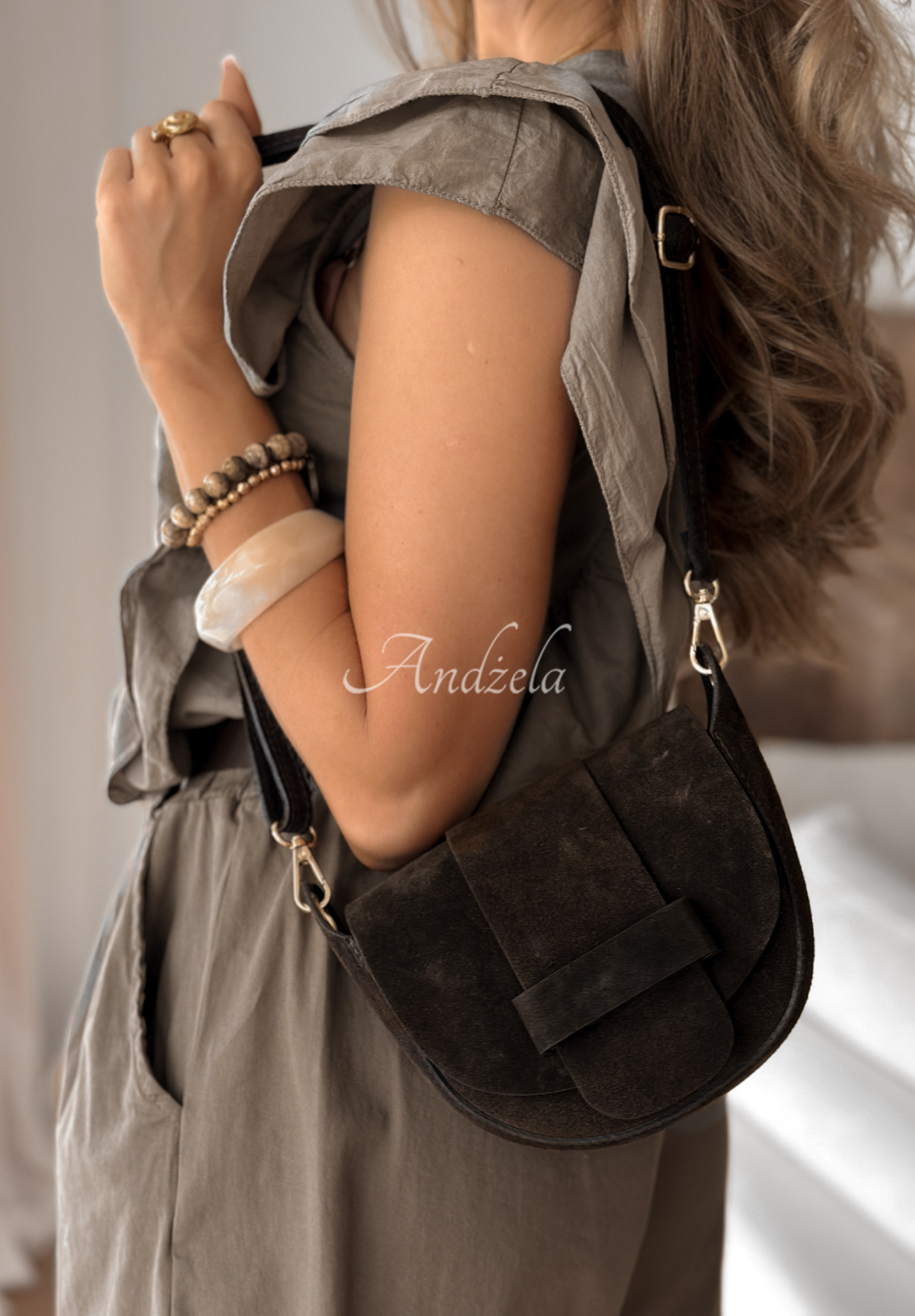 Wildlederhandtasche Find Your Balance Schokoladenbraun