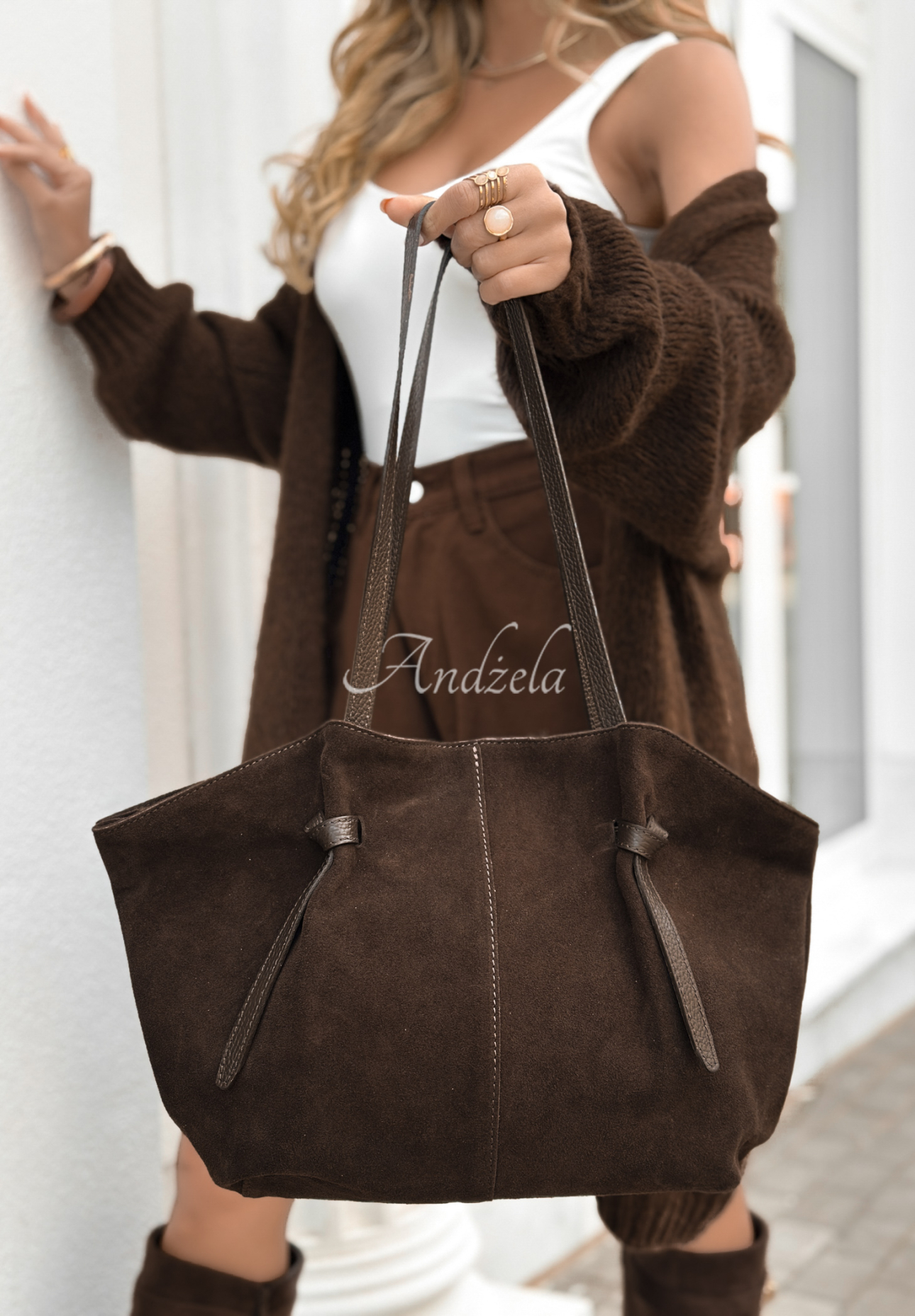 Wildlederhandtasche Can't Help It Off Schokoladenbraun