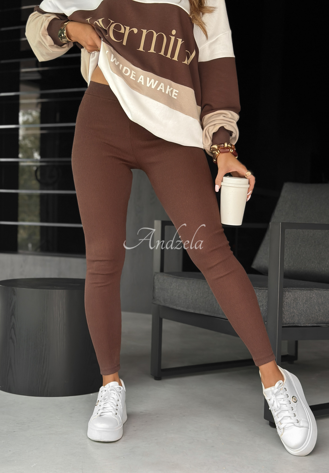 Set Leggings und Oberteil This Is Real Schokoladenbraun
