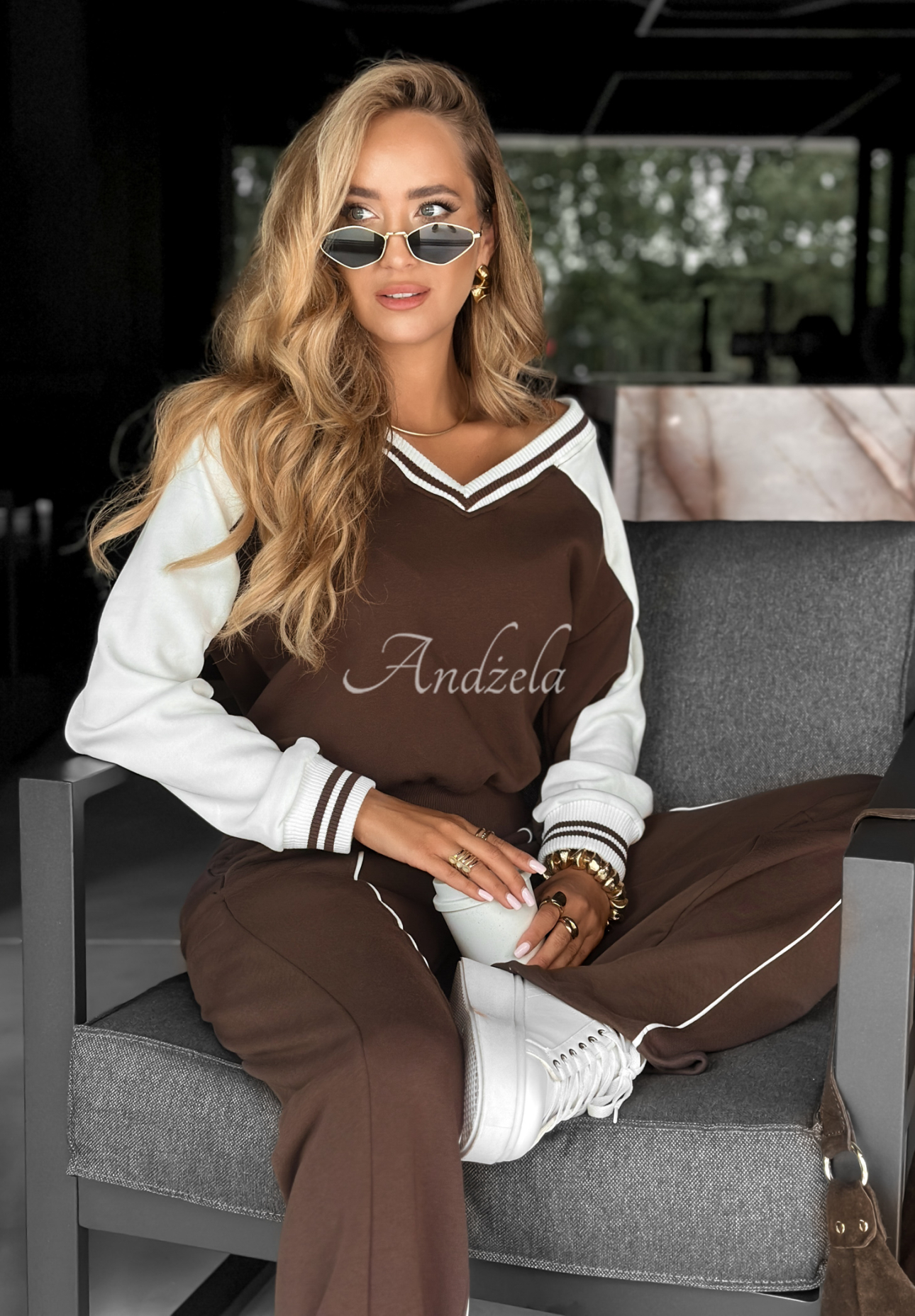 Set aus Sweatshirt und Hose Moment To Think Schokoladenbraun