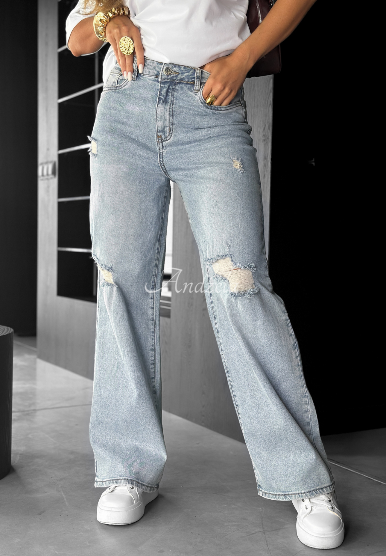 Jeanshose wide leg mit Abschürfungen I Think So Hellblau