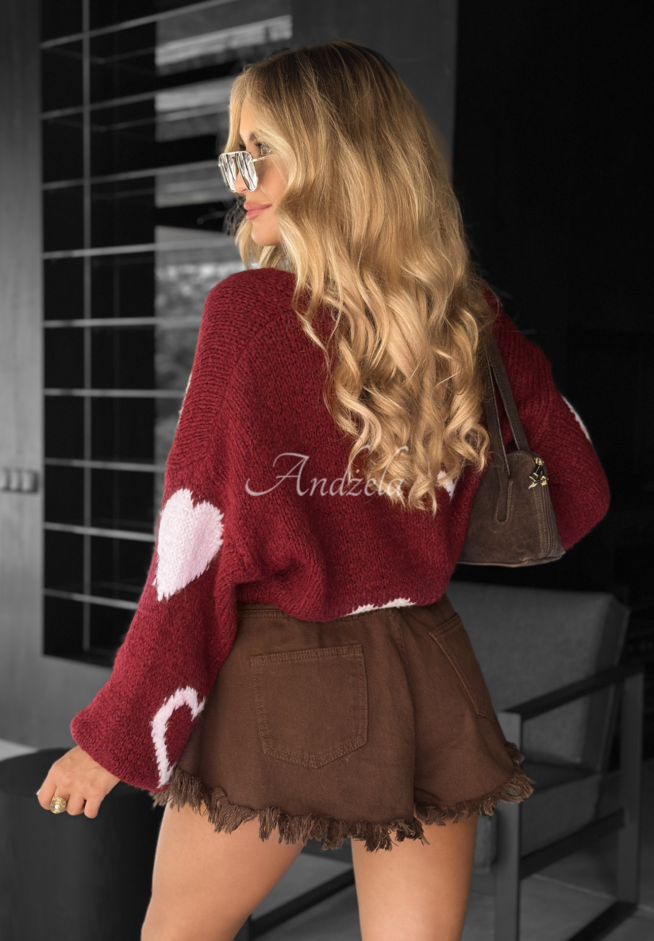 Kurzer Oversize-Cardigan mit Herzen Second Date Burgunderrot