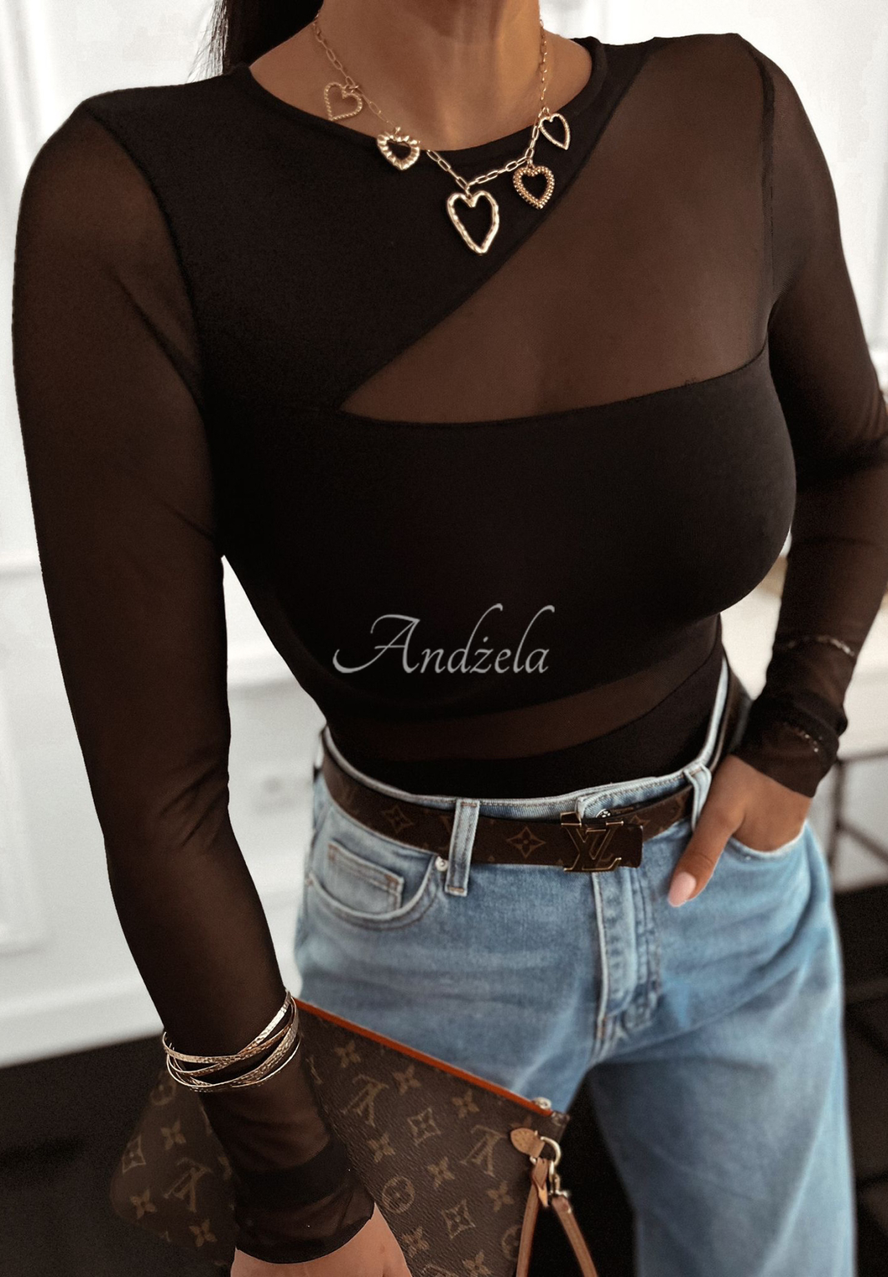 Taillierte Bluse mit dekorativem Ausschnitt Found It Schwarz