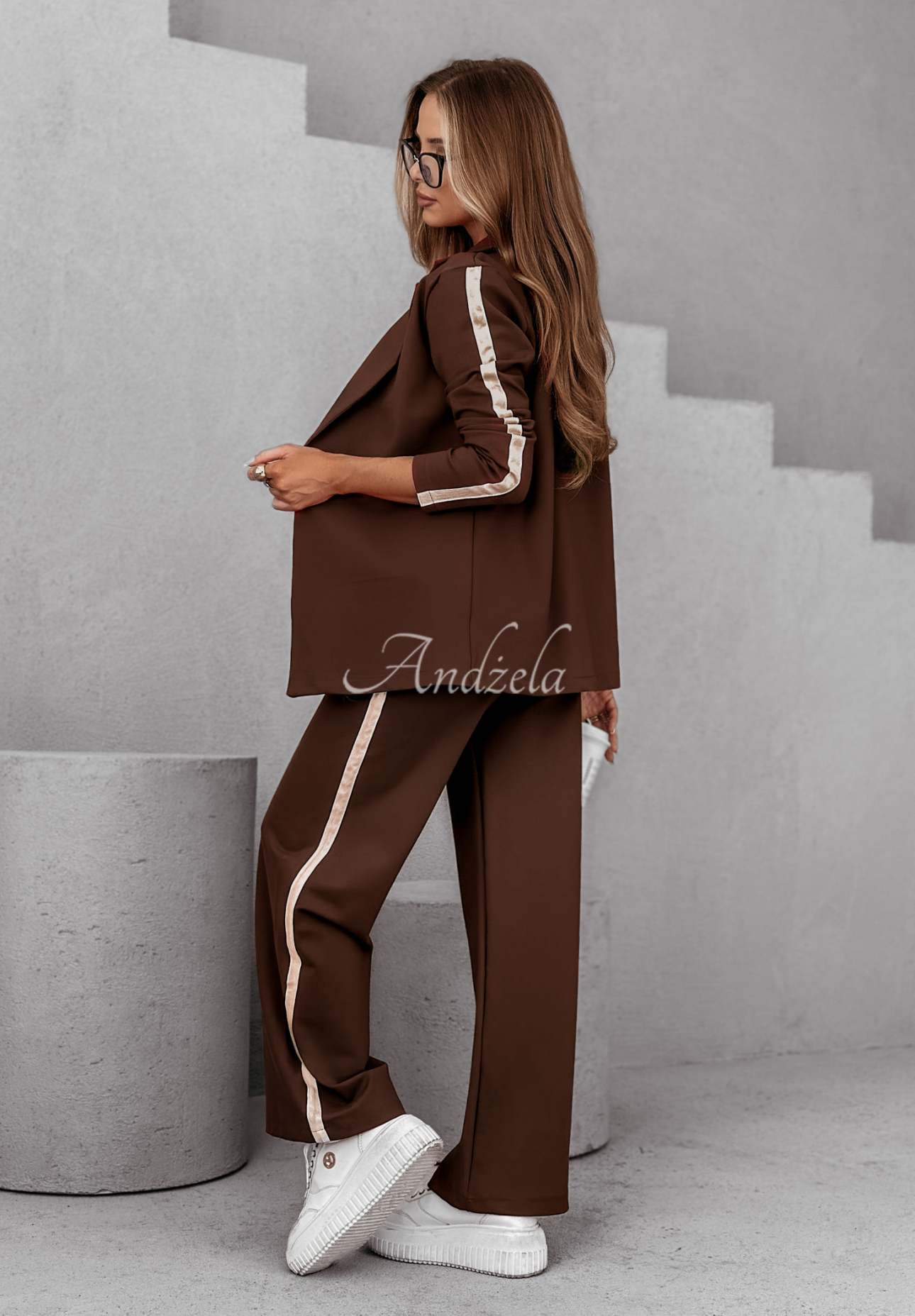 Self Respect women's sweat suit with stripes chocolate