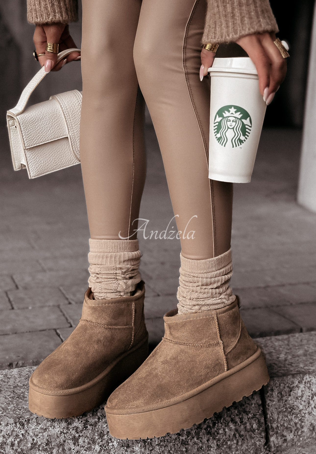 Stiefeletten aus Velourslederimitat Crunchy Snow Mokkafarben