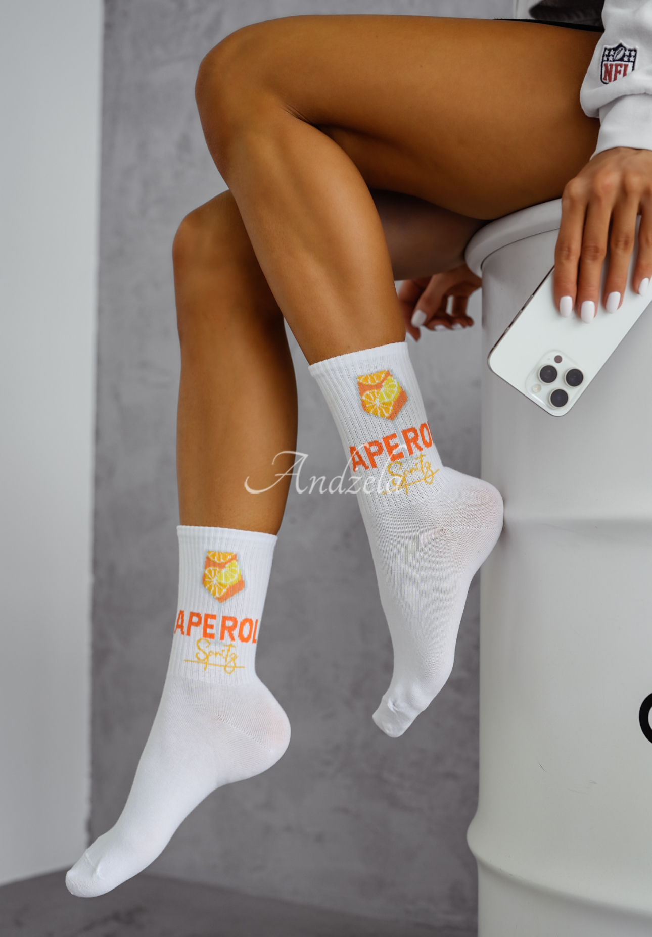 Lange Socken mit Schriftzügen Aperol Spritz Weiß