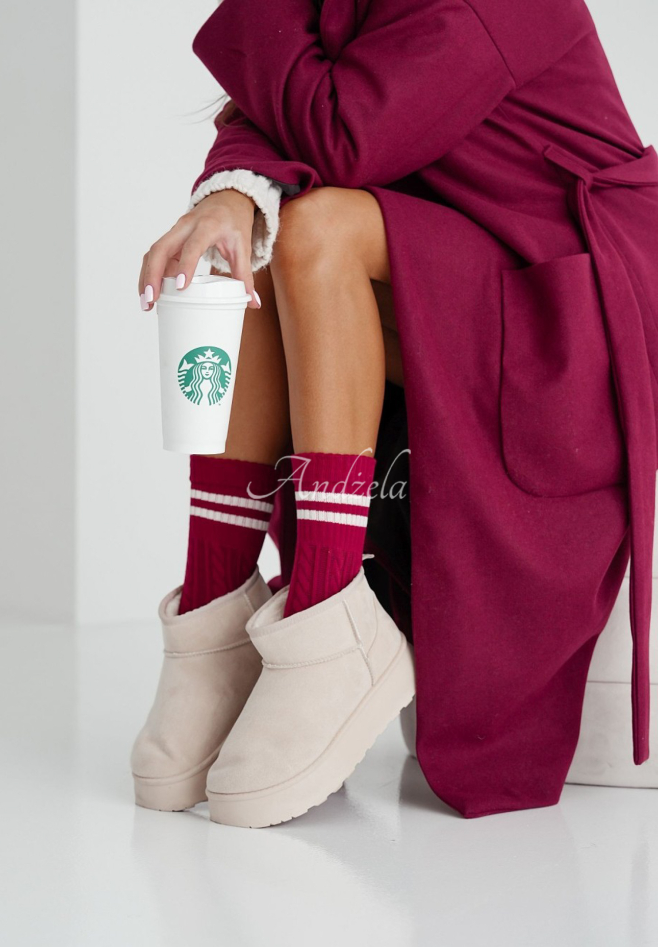 Dekorativ gewebte lange Socken Long Stripes Burgund