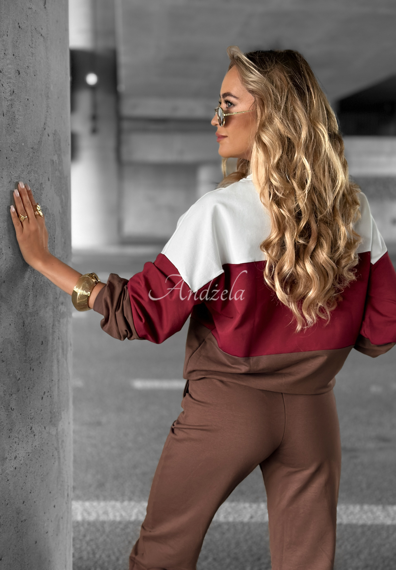 Trainingsanzug-Set: Sweatshirt und Hose Just A Look schokobraun-burgunderrot