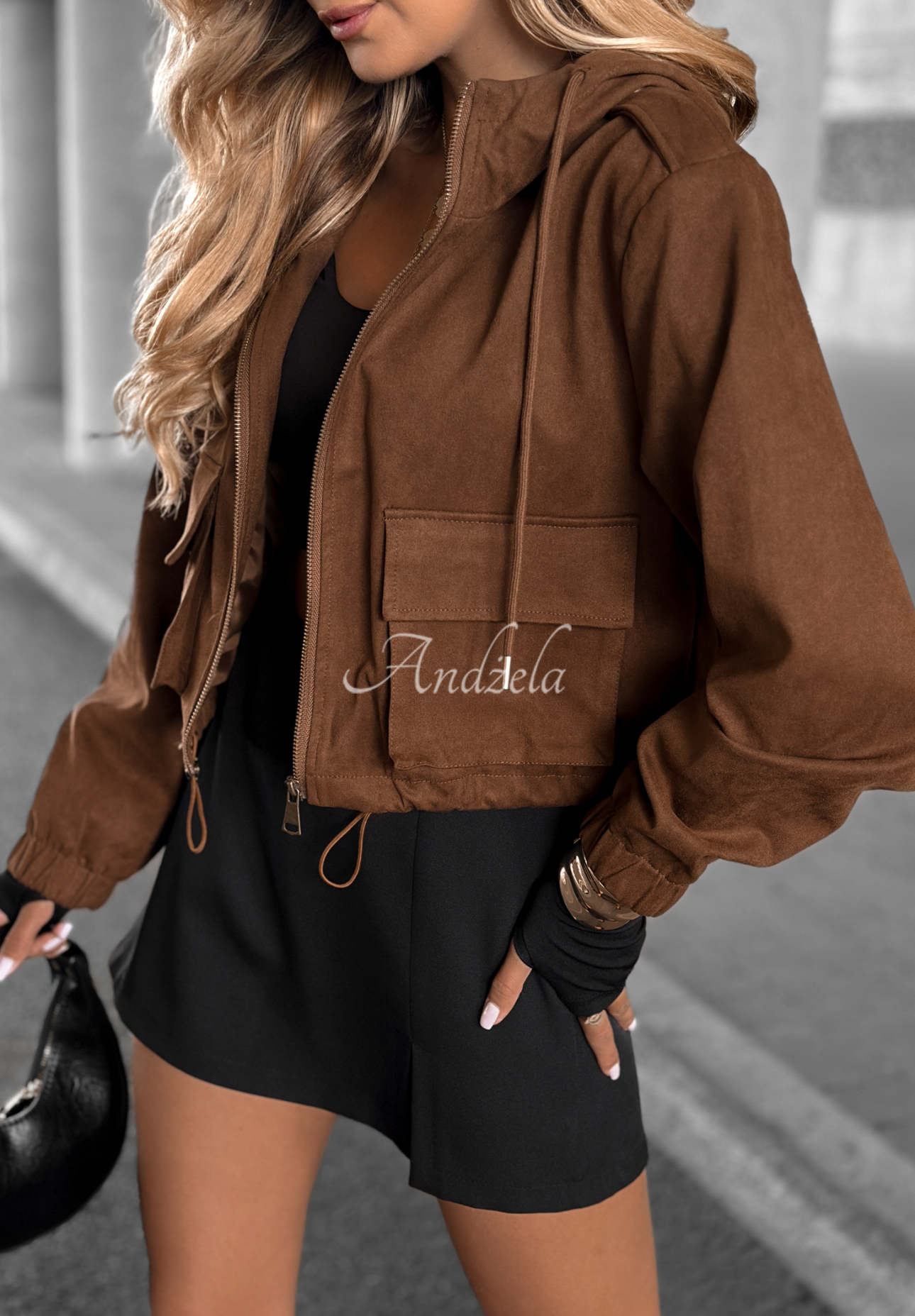 Kurze Wildlederjacke mit Kapuze Bad Mood Schokoladenbraun