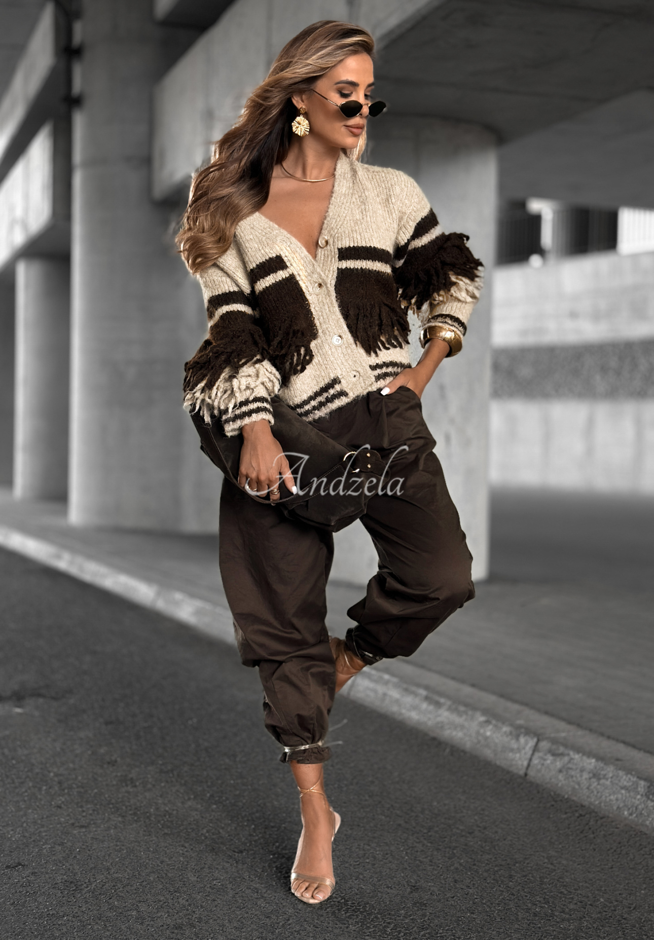 Kurzer Cardigan mit Fransen Misty Days beige-schokoladenbraun