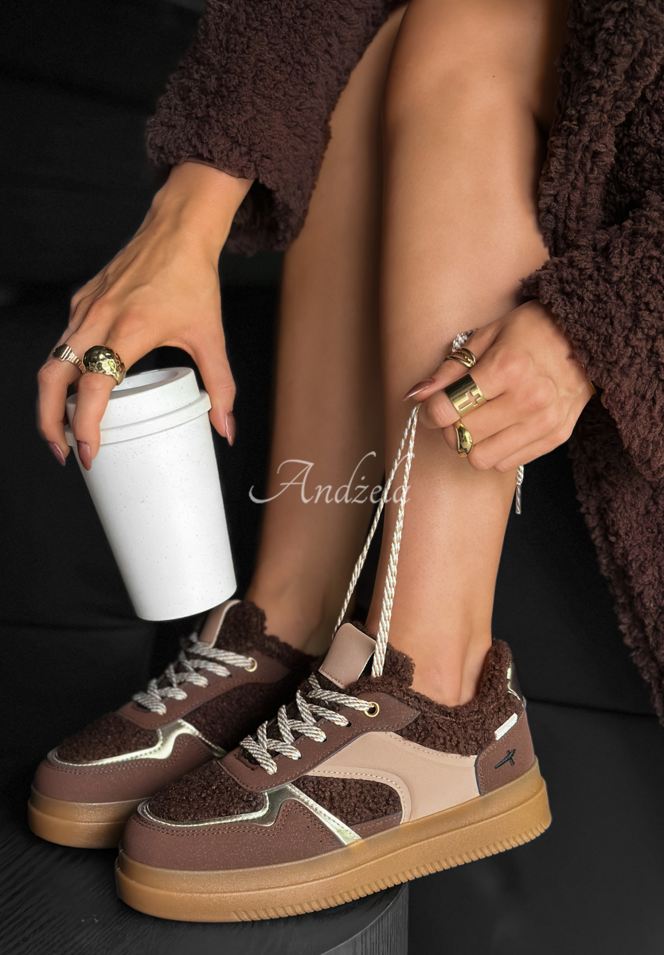 Sneaker mit Schaffellfutter Crispy Fall Schokoladenbraun