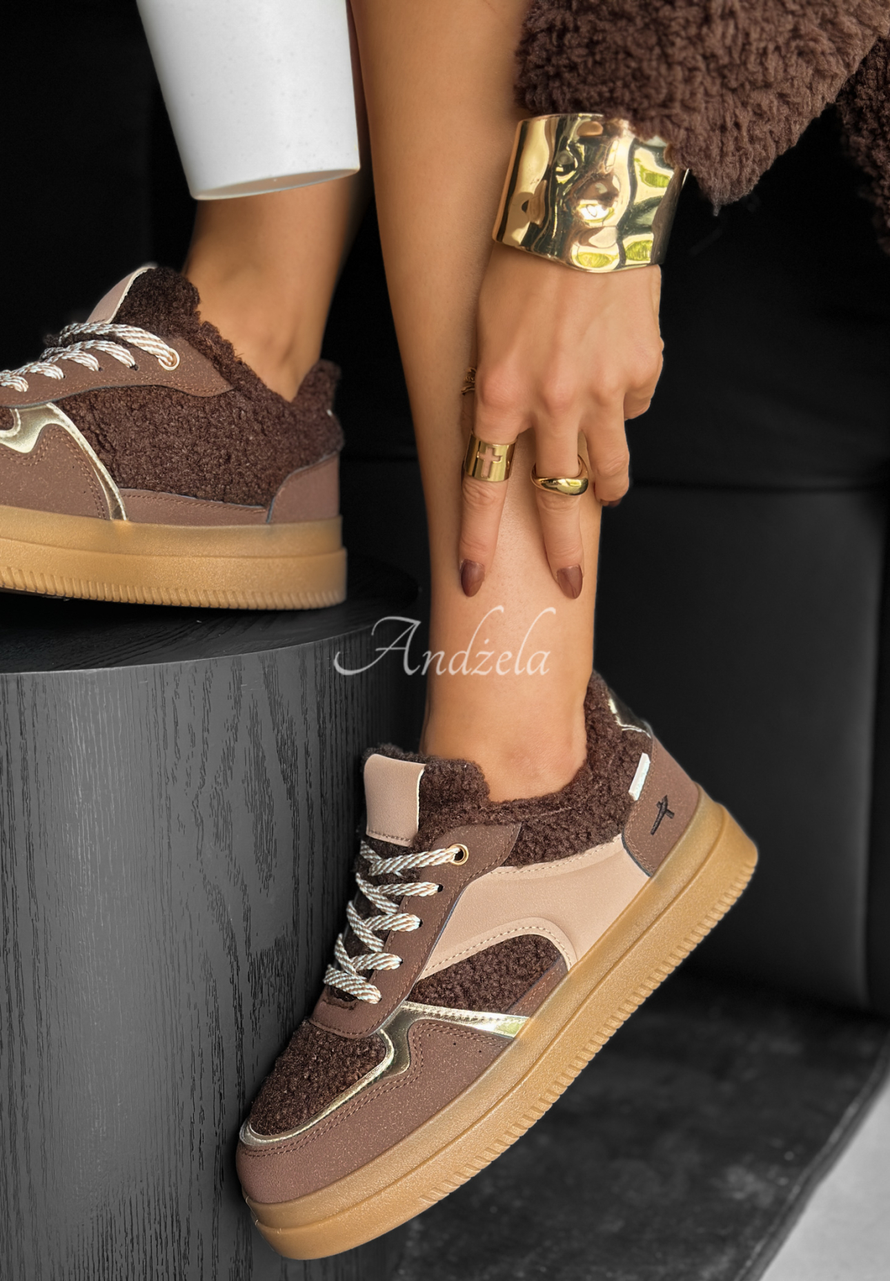 Sneaker mit Schaffellfutter Crispy Fall Schokoladenbraun