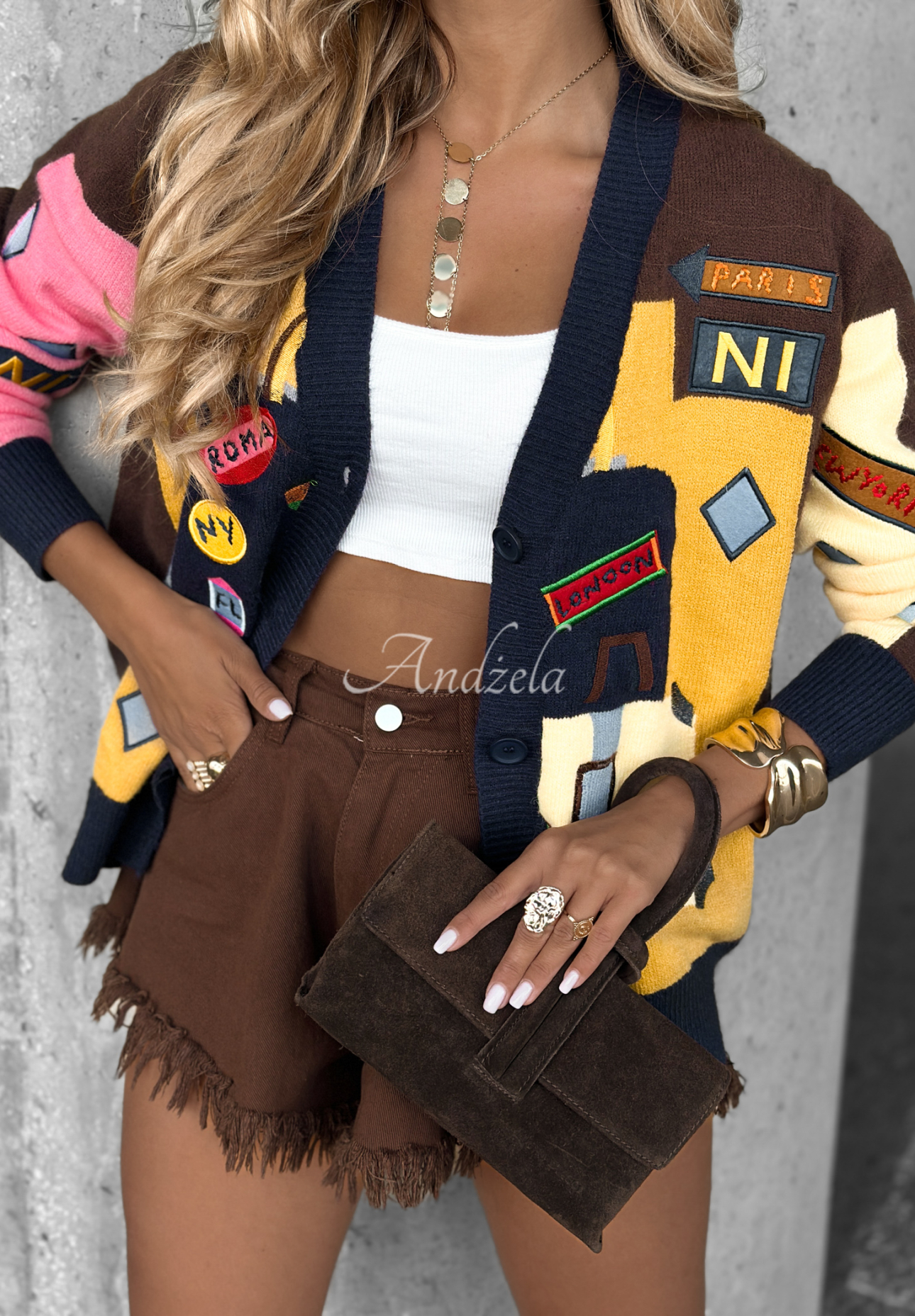 Kurze gemusterte Strickjacke The World Trip Schokoladenbraun