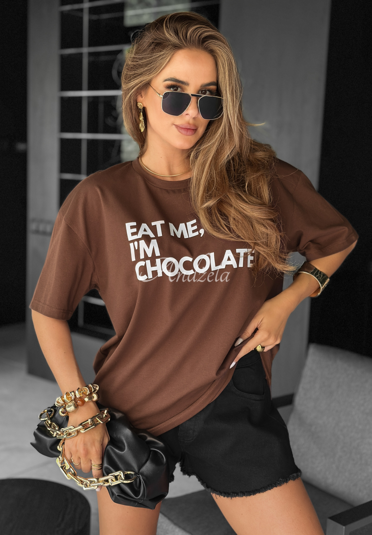 T-Shirt mit Aufdruck Eat Me Schokoladenbraun