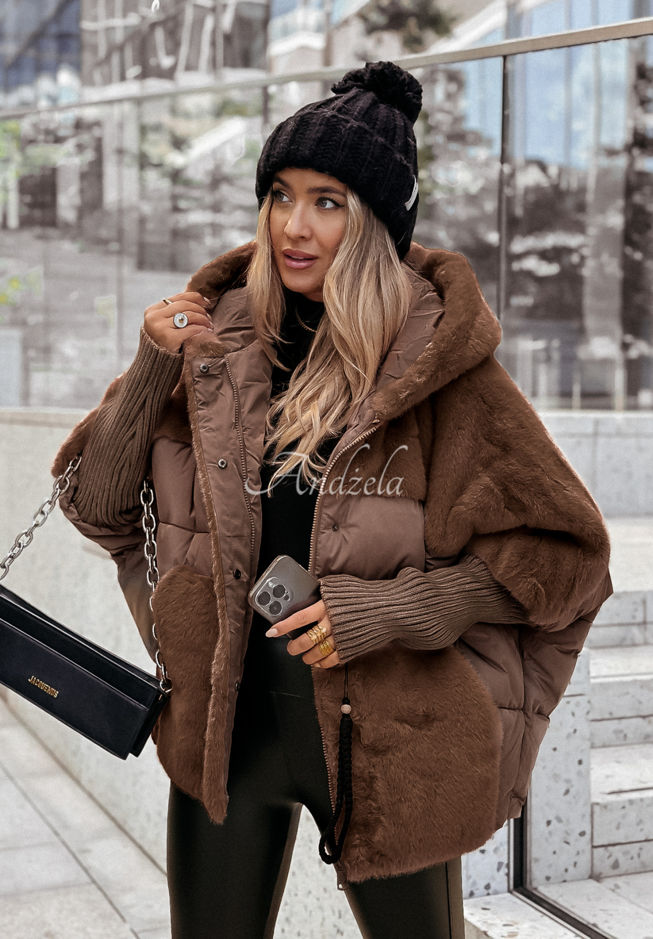 Gesteppte Jacke mit Fellimitat Snow &amp; Pines Schokoladenbraun
