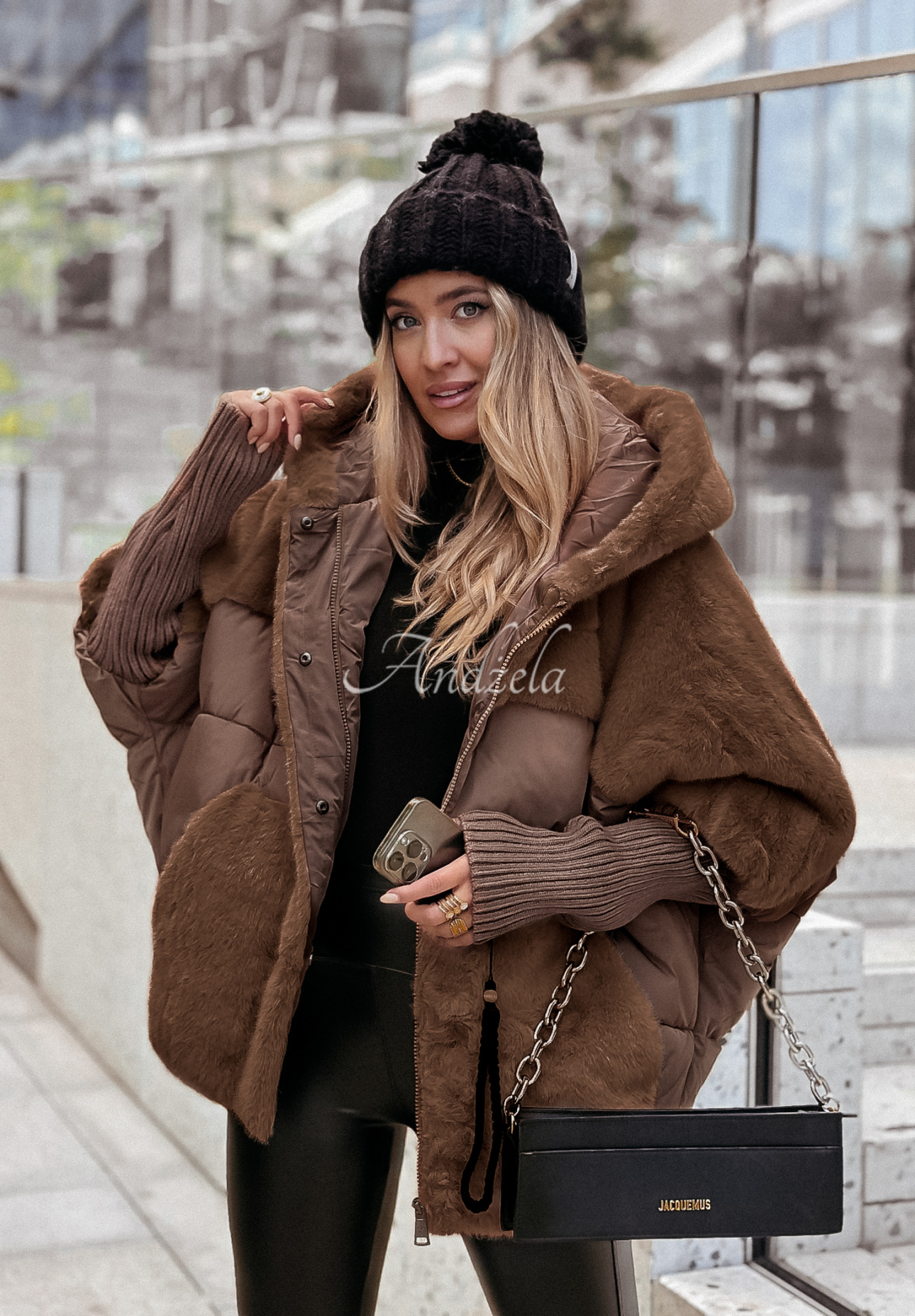 Gesteppte Jacke mit Fellimitat Snow &amp; Pines Schokoladenbraun