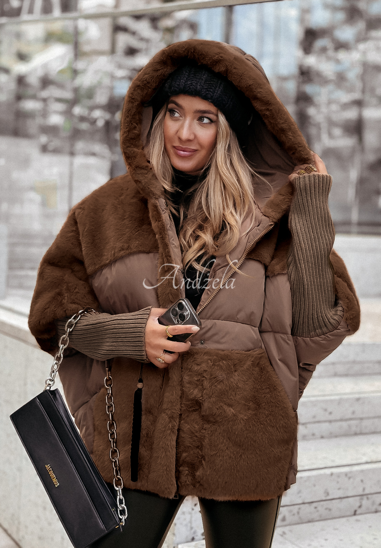 Gesteppte Jacke mit Fellimitat Snow & Pines Schokoladenbraun