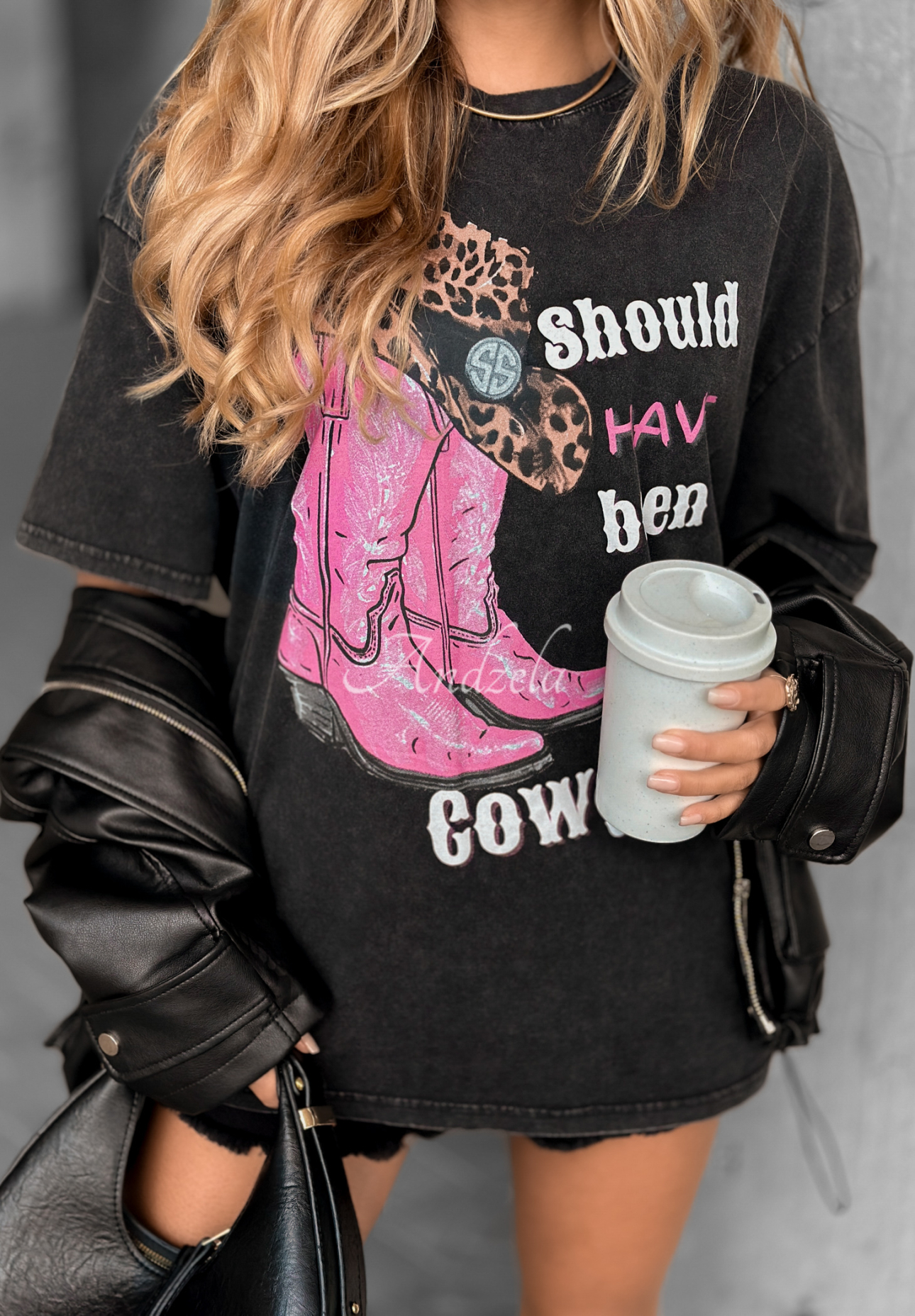 T-Shirt mit Aufdruck A Cowgirl Dunkelgrau