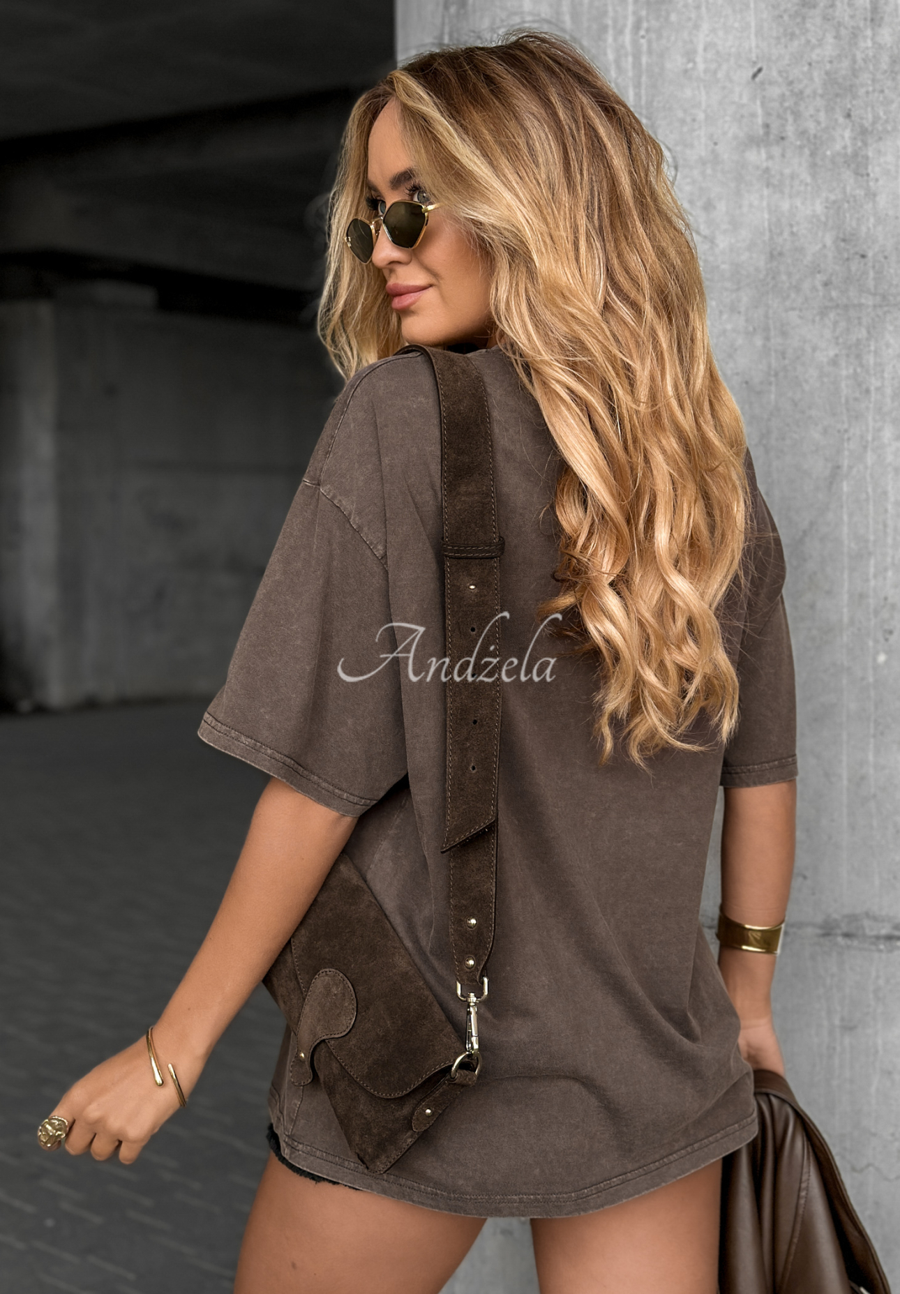T-Shirt mit Aufdruck A Cowgirl Mokkafarben