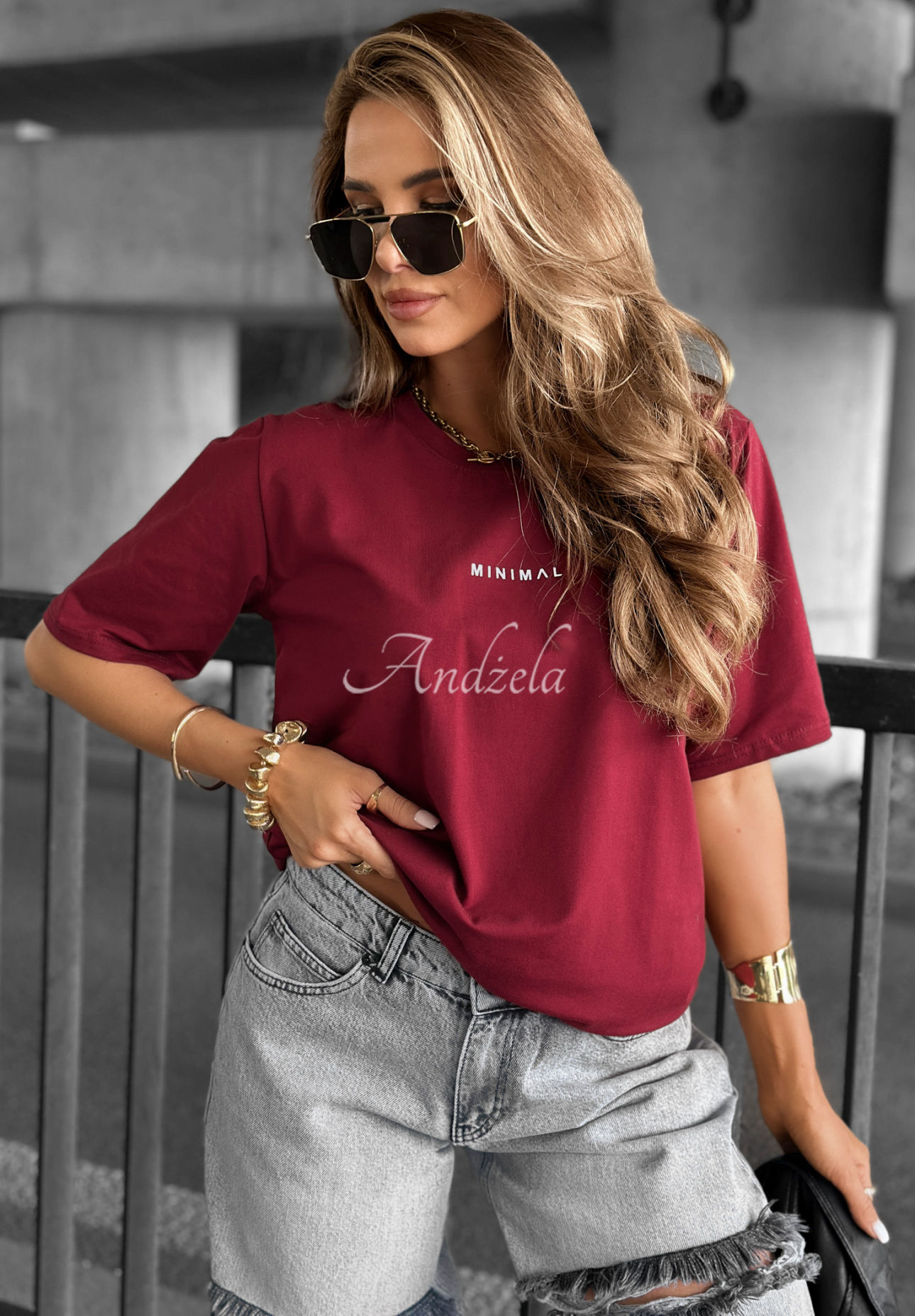 T-Shirt mit Aufschrift Minimal Burgunderrot