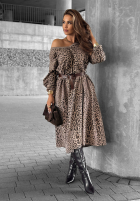 Kleid midi w panterkę Almost Real Mokkafarben
