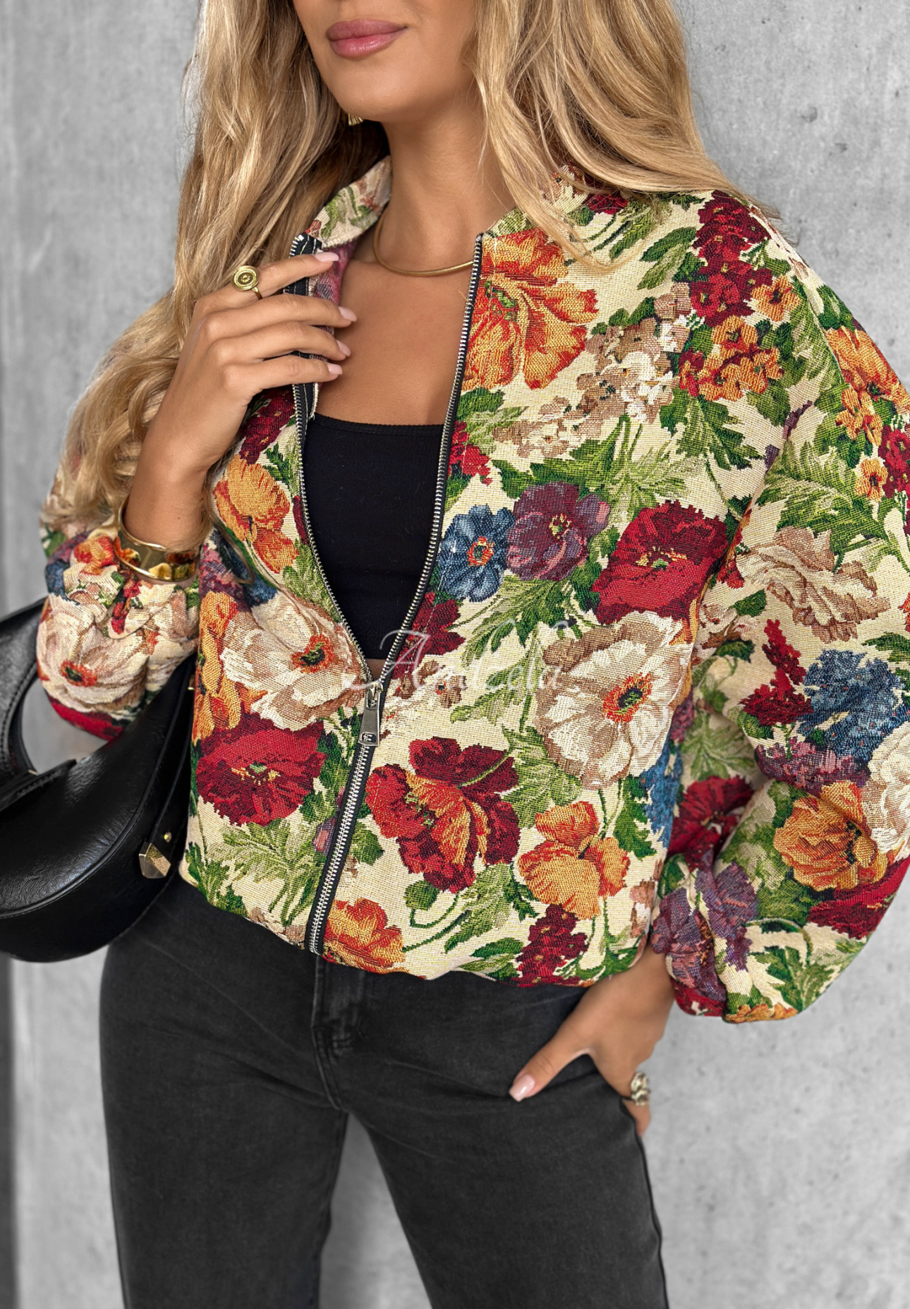 Kurze Bomberjacke mit Blumenmuster Fragrant Flowers beige-orange