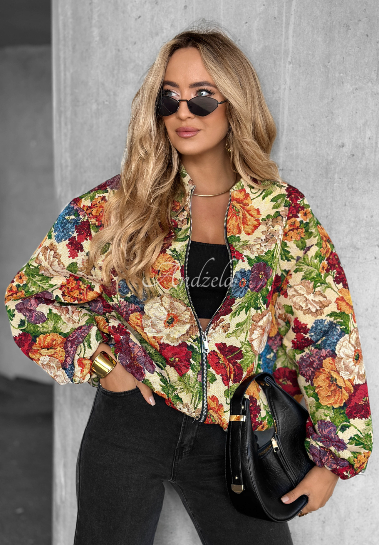 Kurze Bomberjacke mit Blumenmuster Fragrant Flowers beige-orange