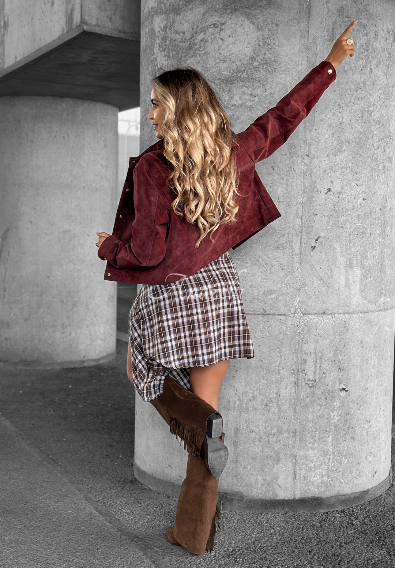 Kurze Wildlederjacke Autumn Whisper Burgunderrot