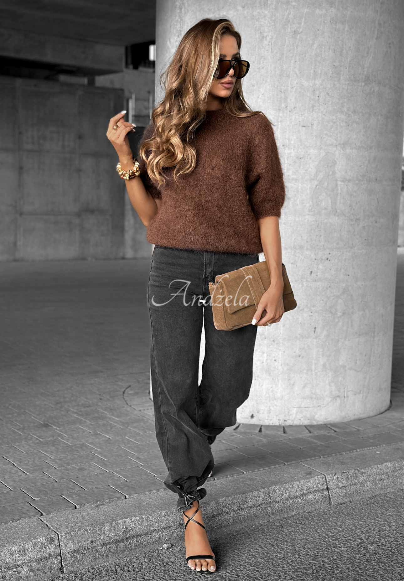 Weicher Mohairpullover One More Hug Schokoladenbraun