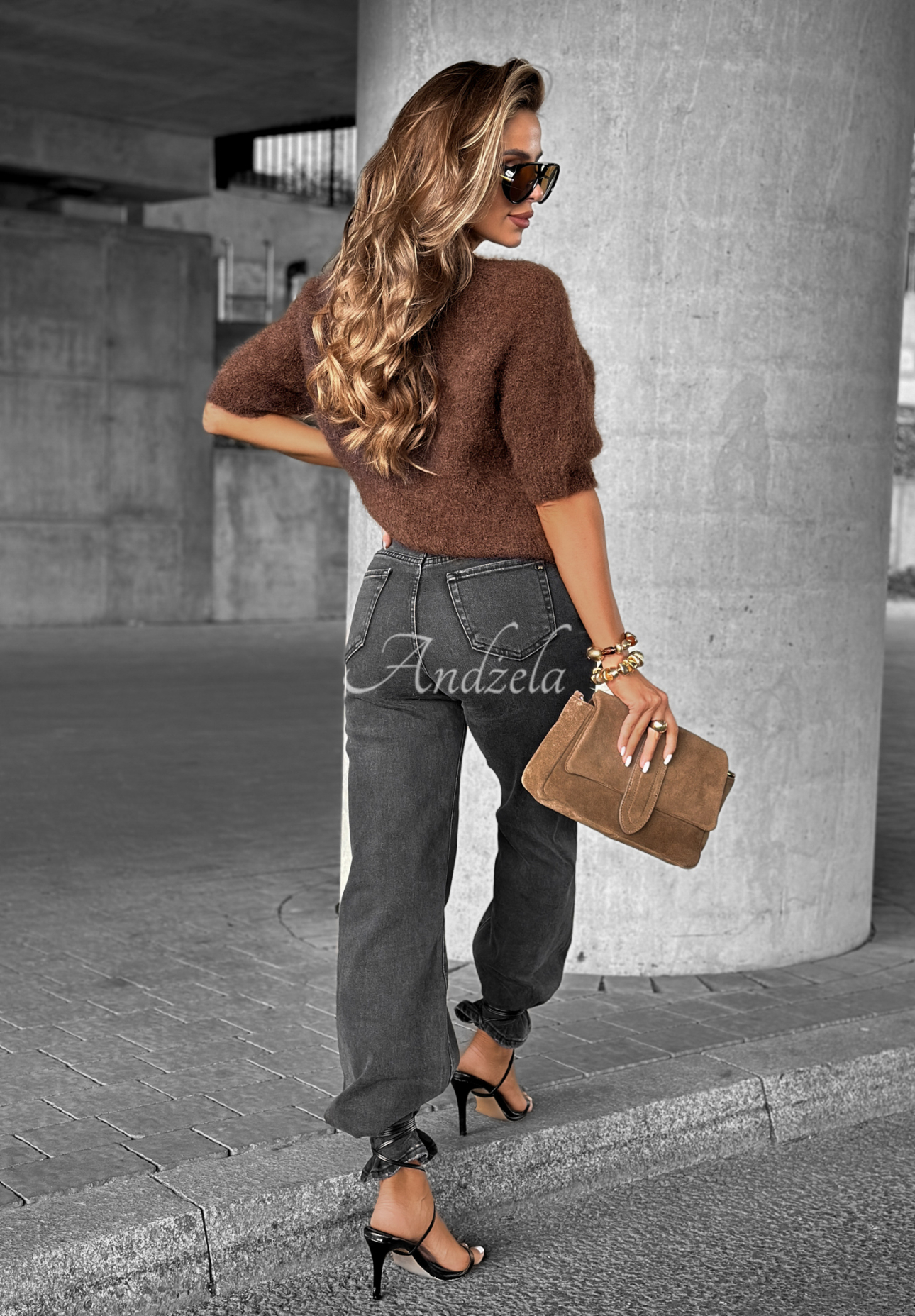 Weicher Mohairpullover One More Hug Schokoladenbraun