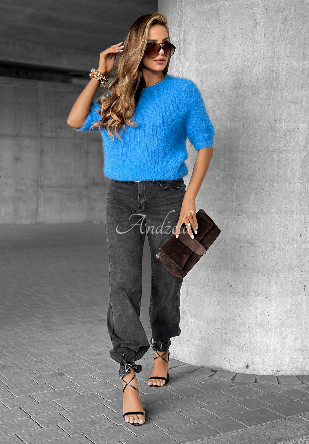 Weicher Mohairpullover One More Hug Blau