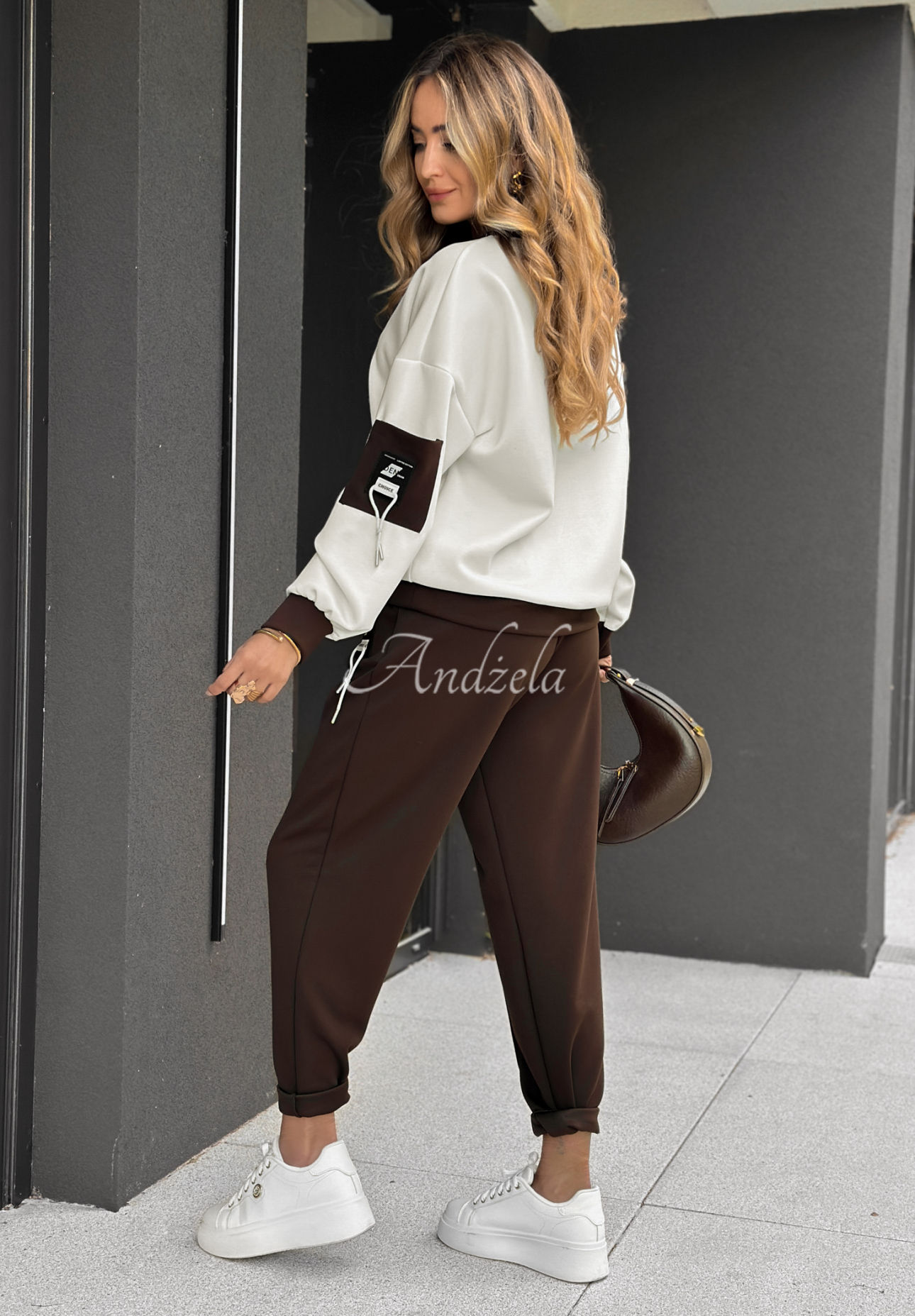 Trainingsanzug-Set: Sweatshirt und Hose Can&#039;t Say That weiß-schokobraun
