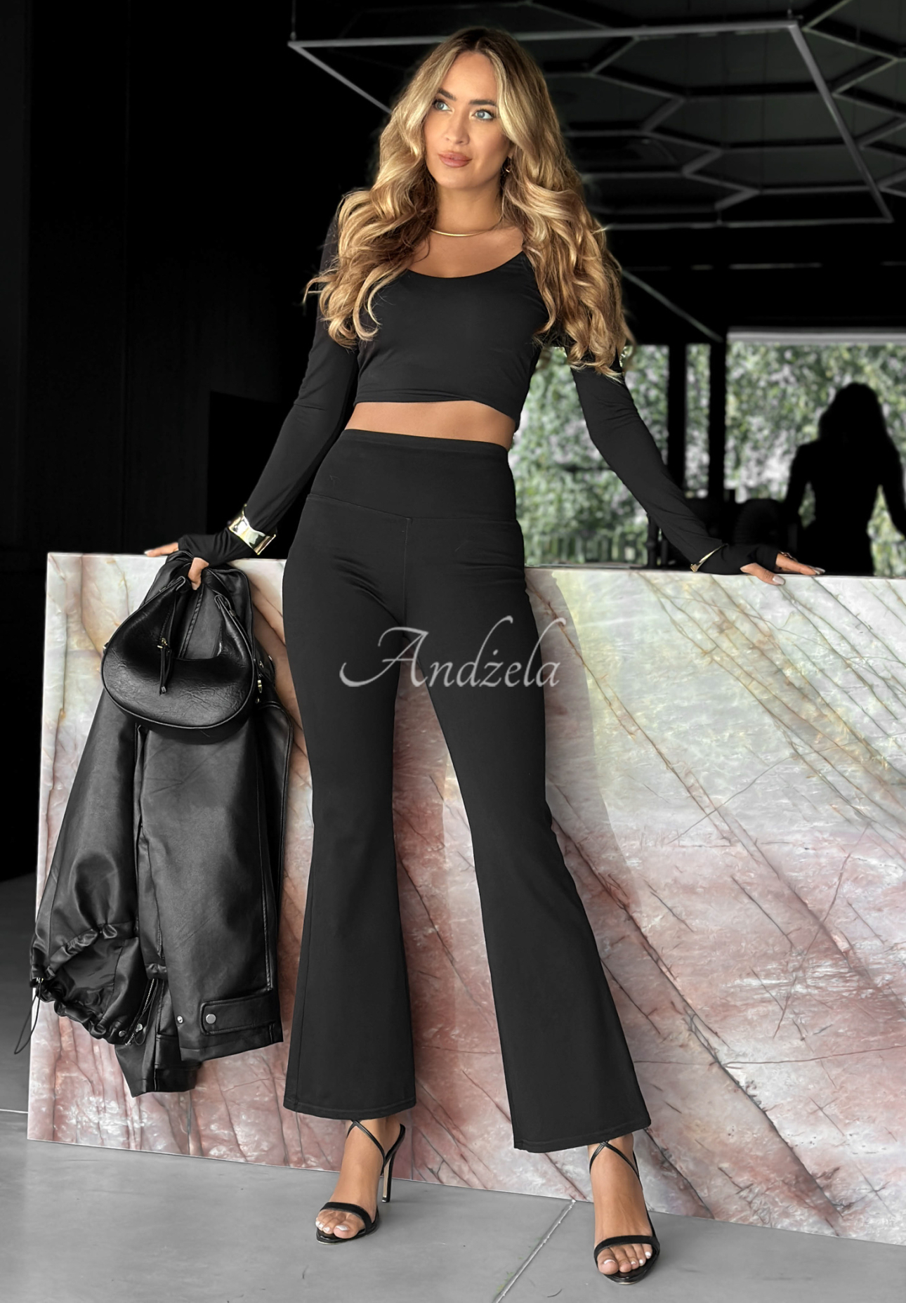Ausgestellte Leggings No More Waiting Schwarz