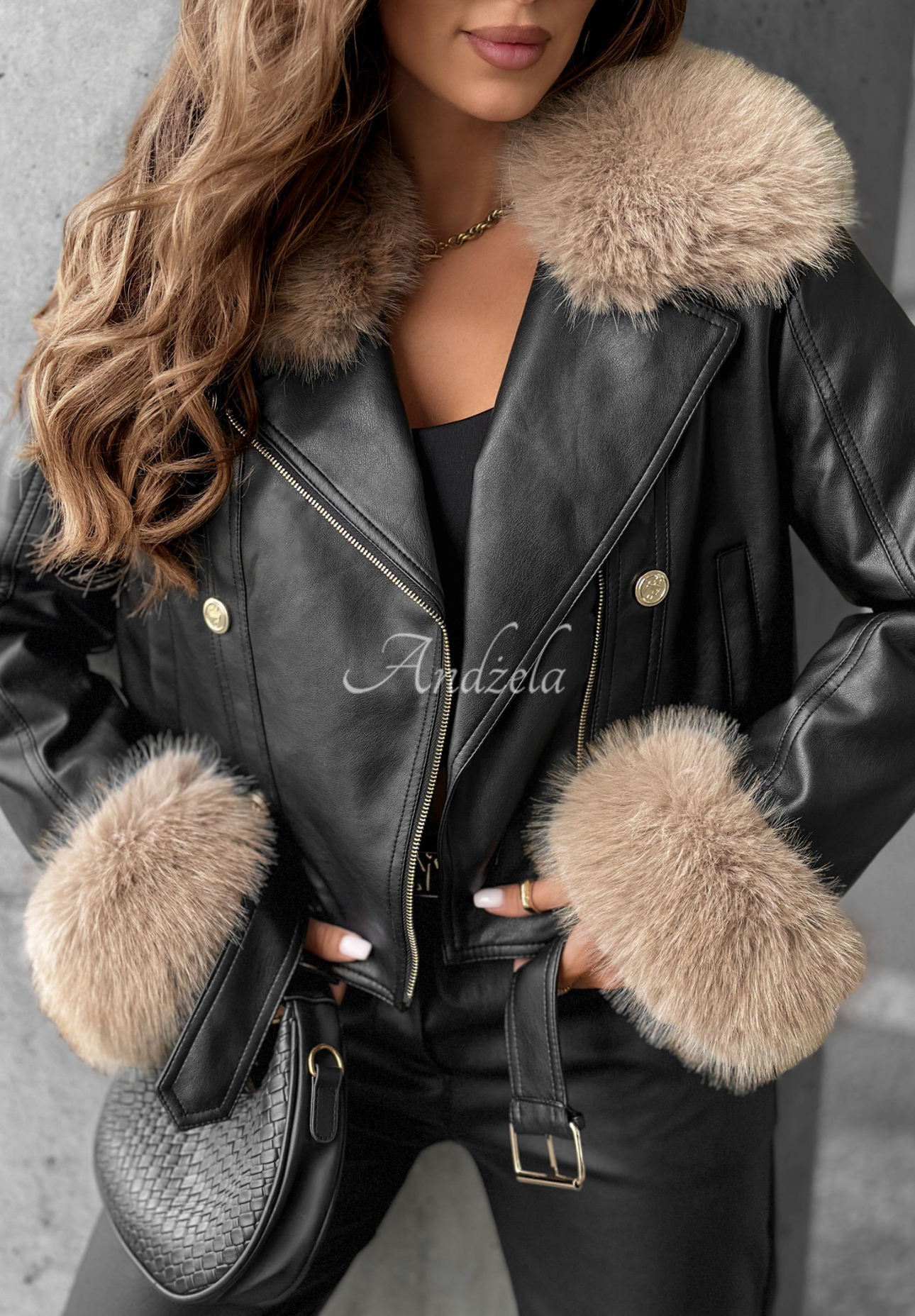 Kurze Leder-Bikerjacke mit Fell The Woodlands Schwarz