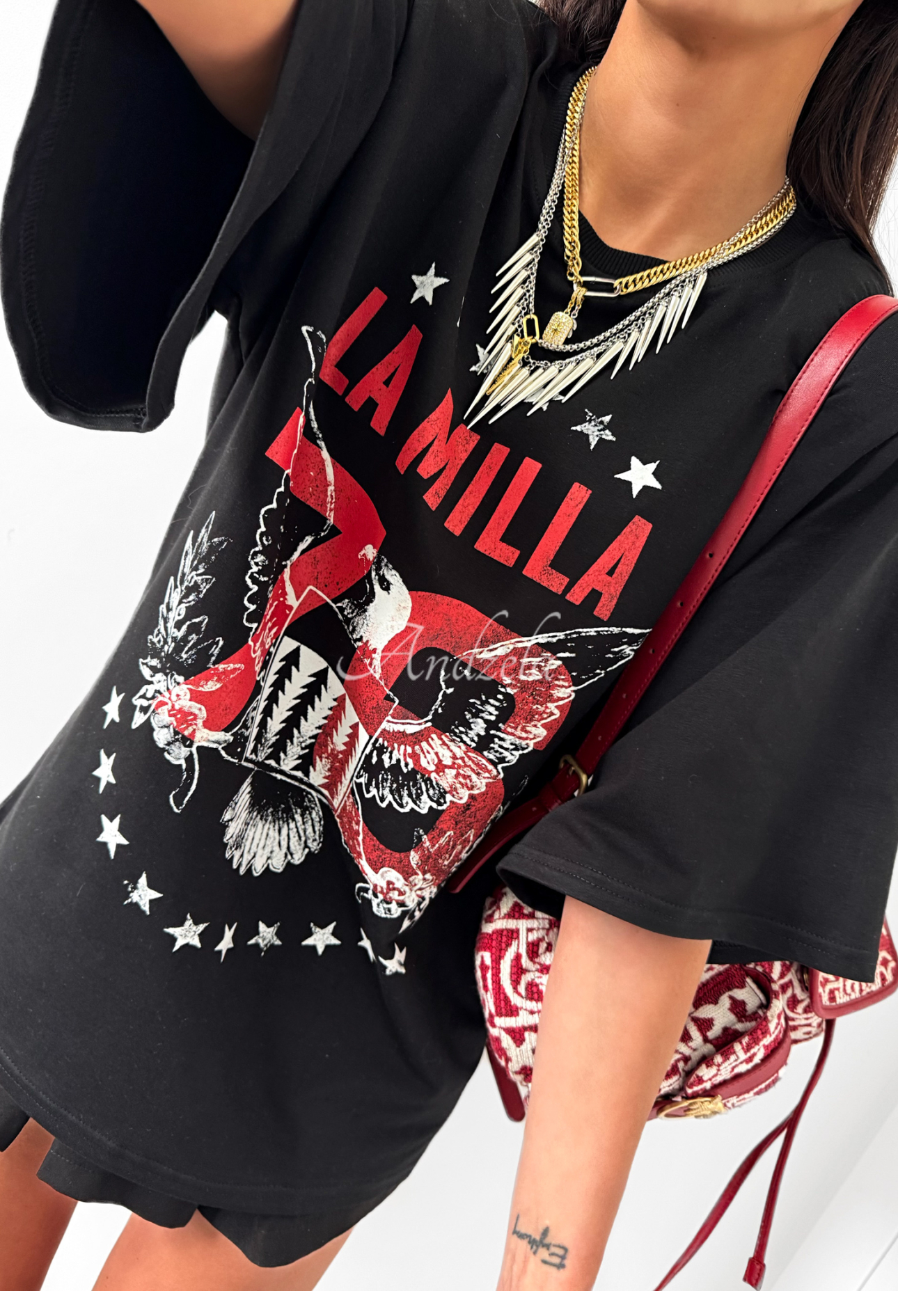 T-Shirt mit Aufdruck La Milla Rise and Conquer Schwarz