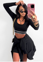 Krótka bluzka z dekoltem La Milla No Wait czarna