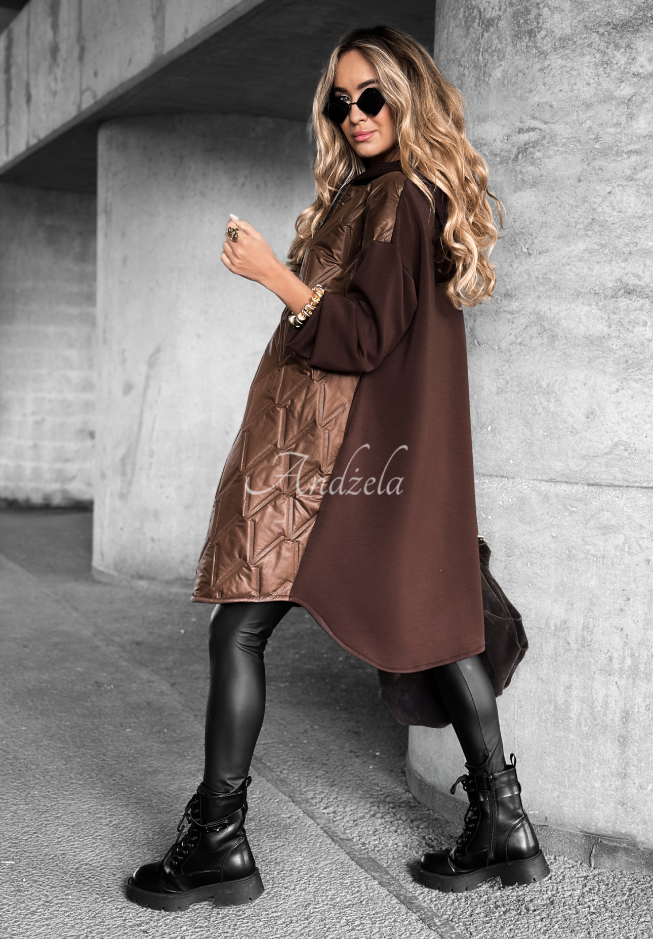 Lange Steppjacke mit Kapuze Through The Day Schokoladenbraun