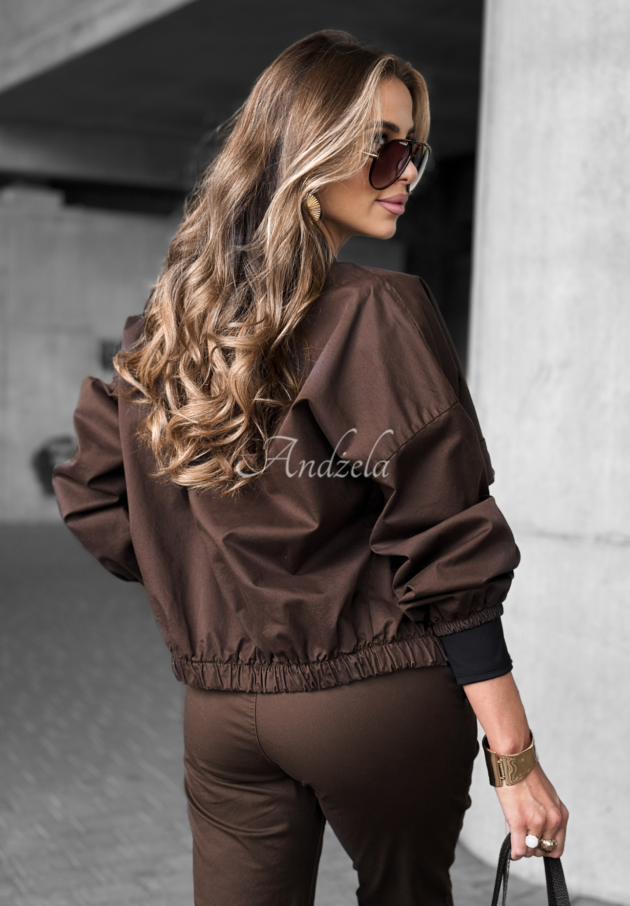 Kurze Bomberjacke In Front Of You Schokoladenbraun