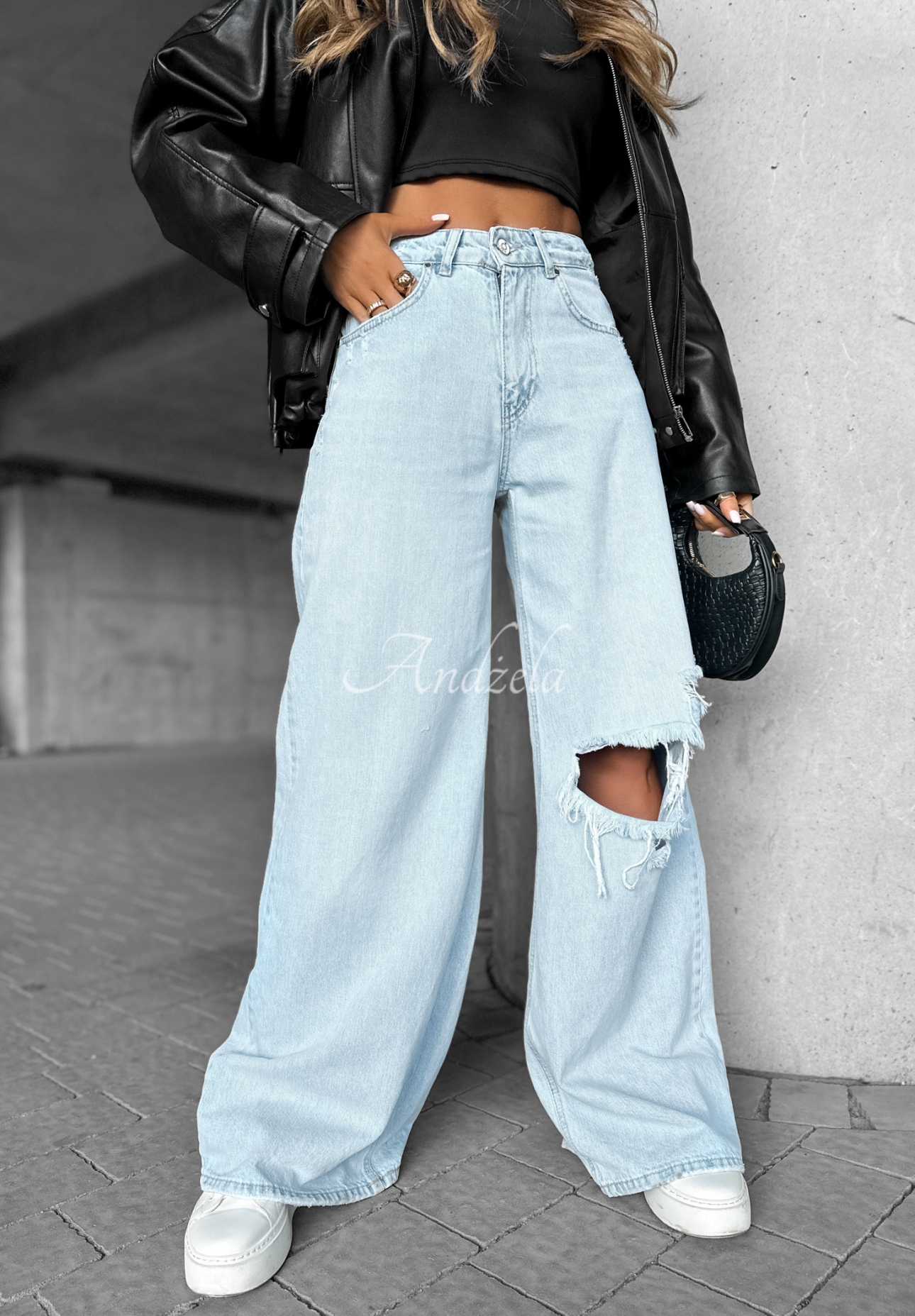 Wide-leg Jeans mit Abschürfungen Still Waiting Here Hellblau